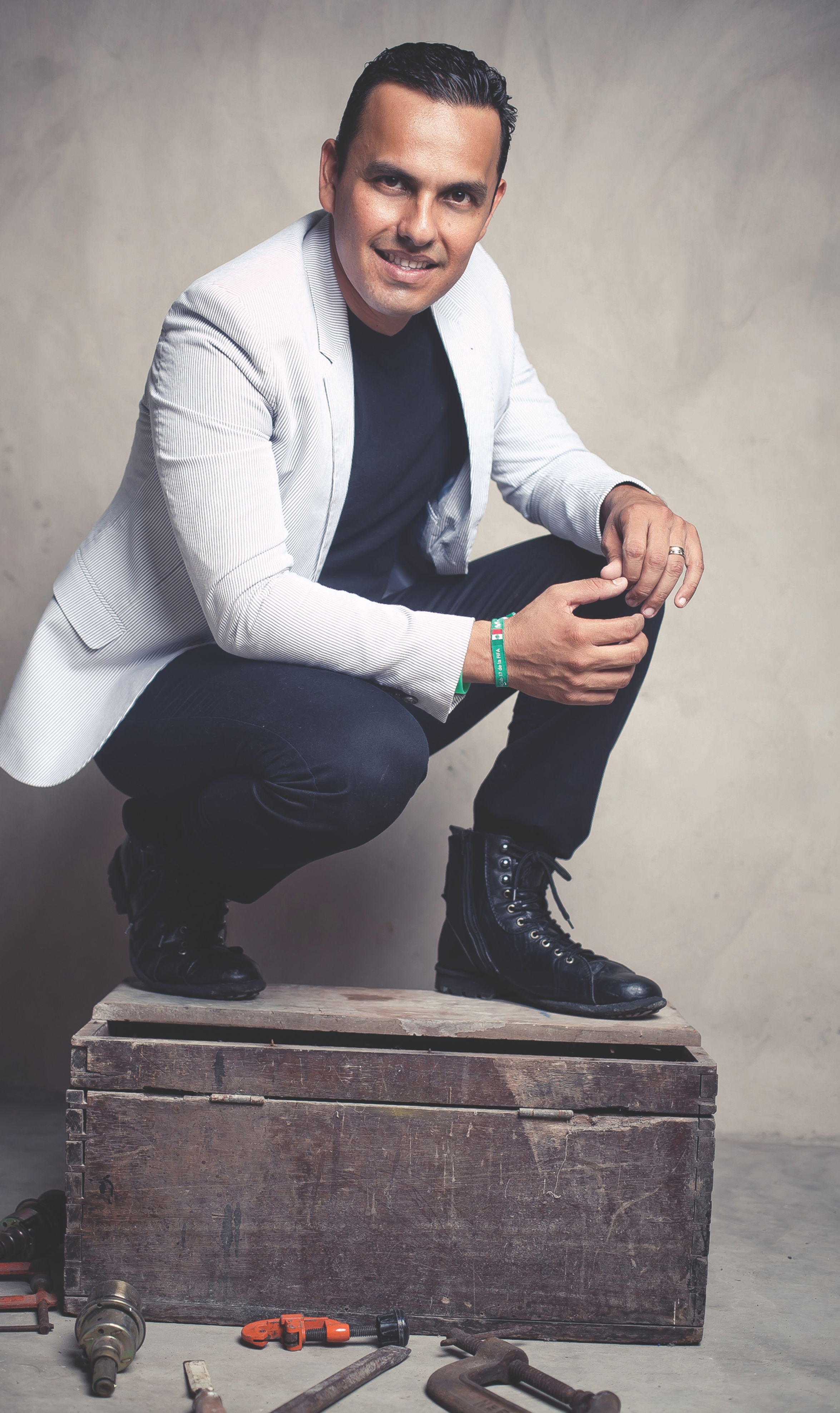 Carlos Sarabia regresa a la m&uacute;sica