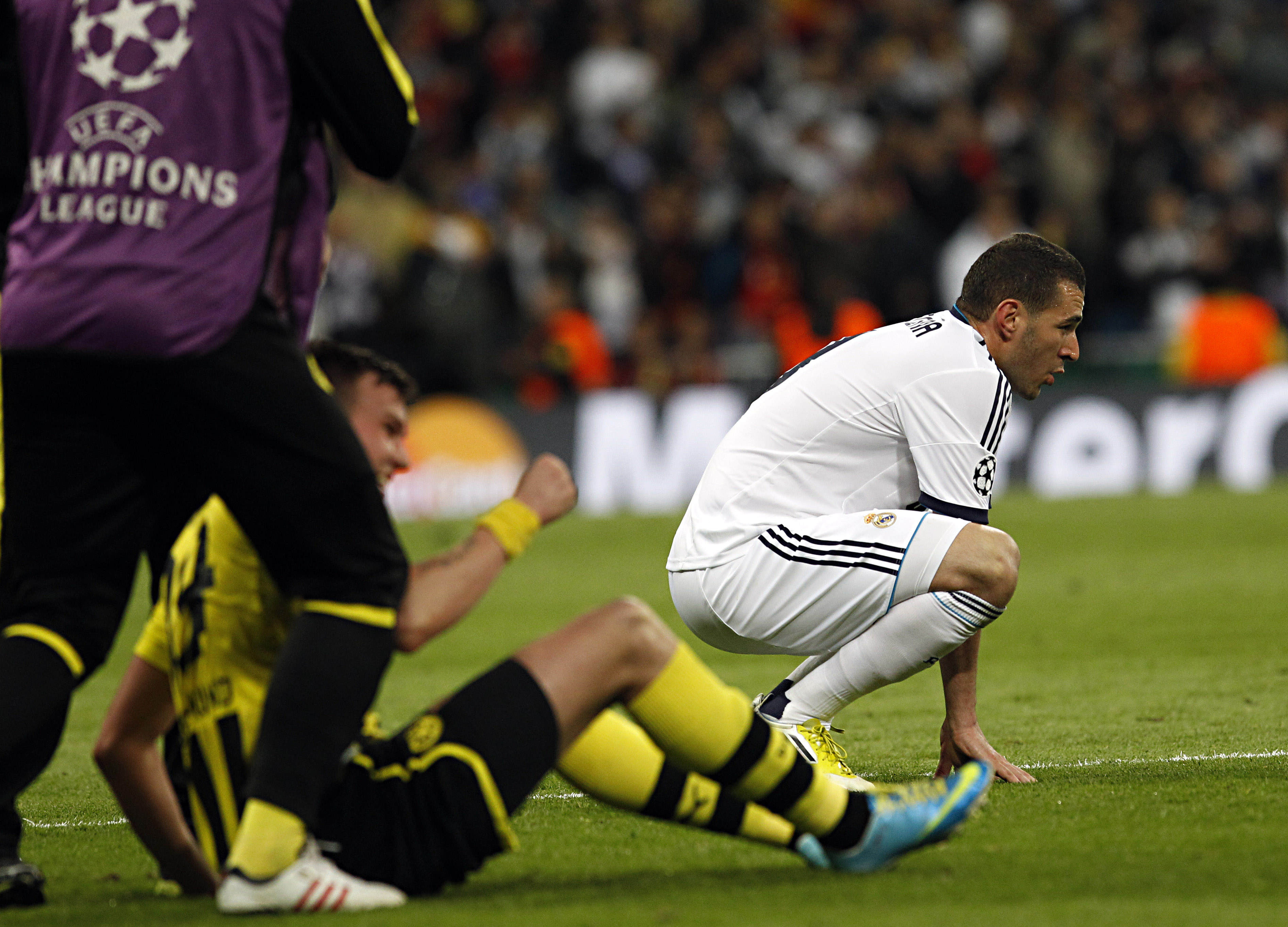 Dortmund avanza a final con sufrimiento