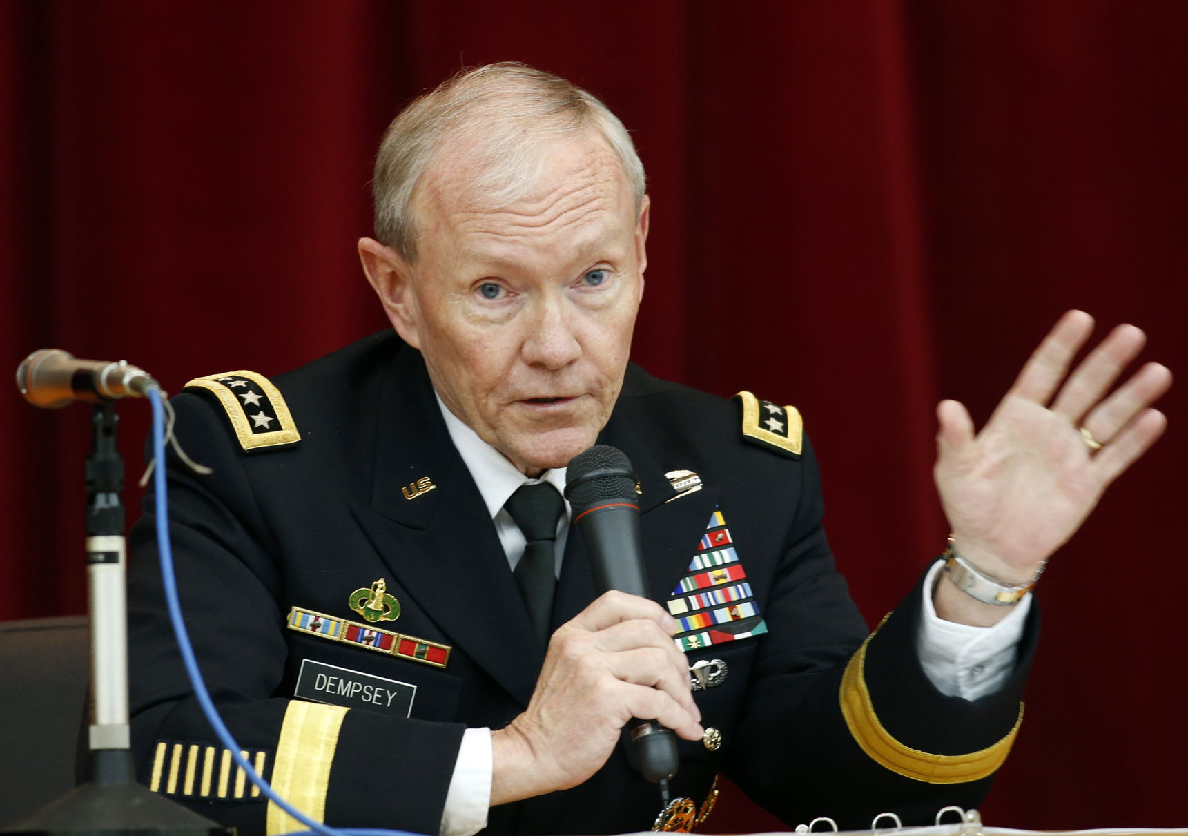 Obama convoca reunión sobre abusos en el ejército