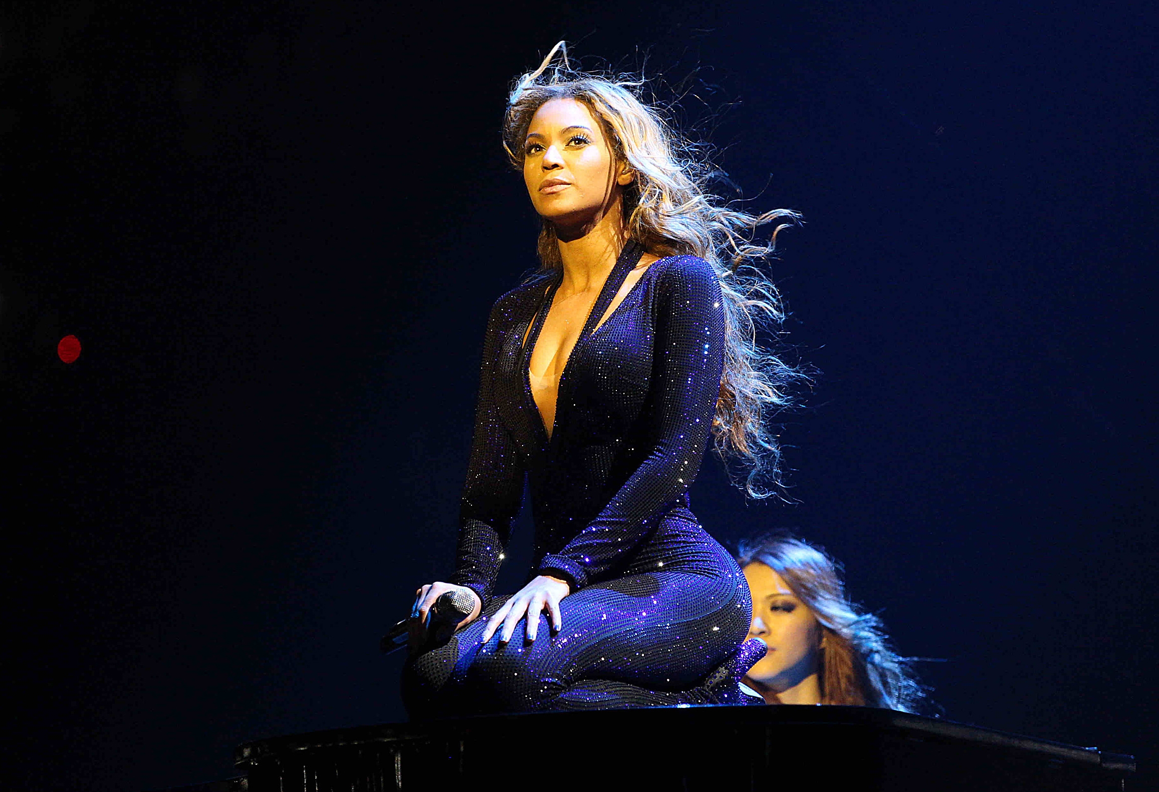 Manosean a Beyonc&eacute; en concierto
