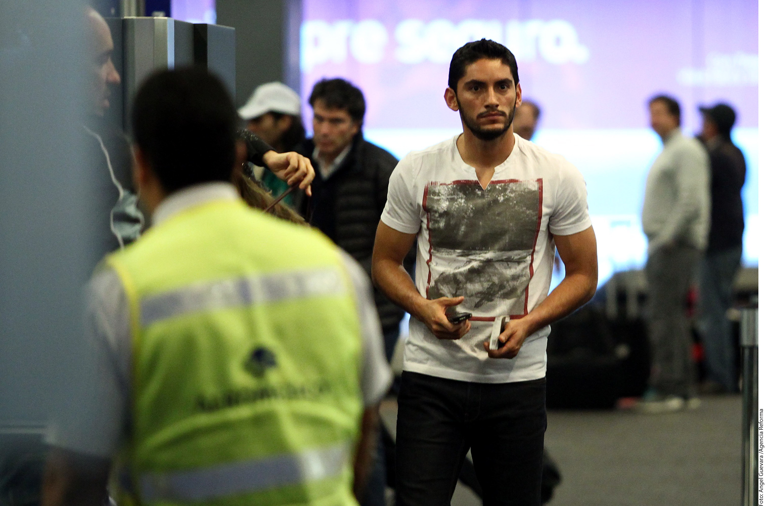 Llega Tri en silencio a la Capital