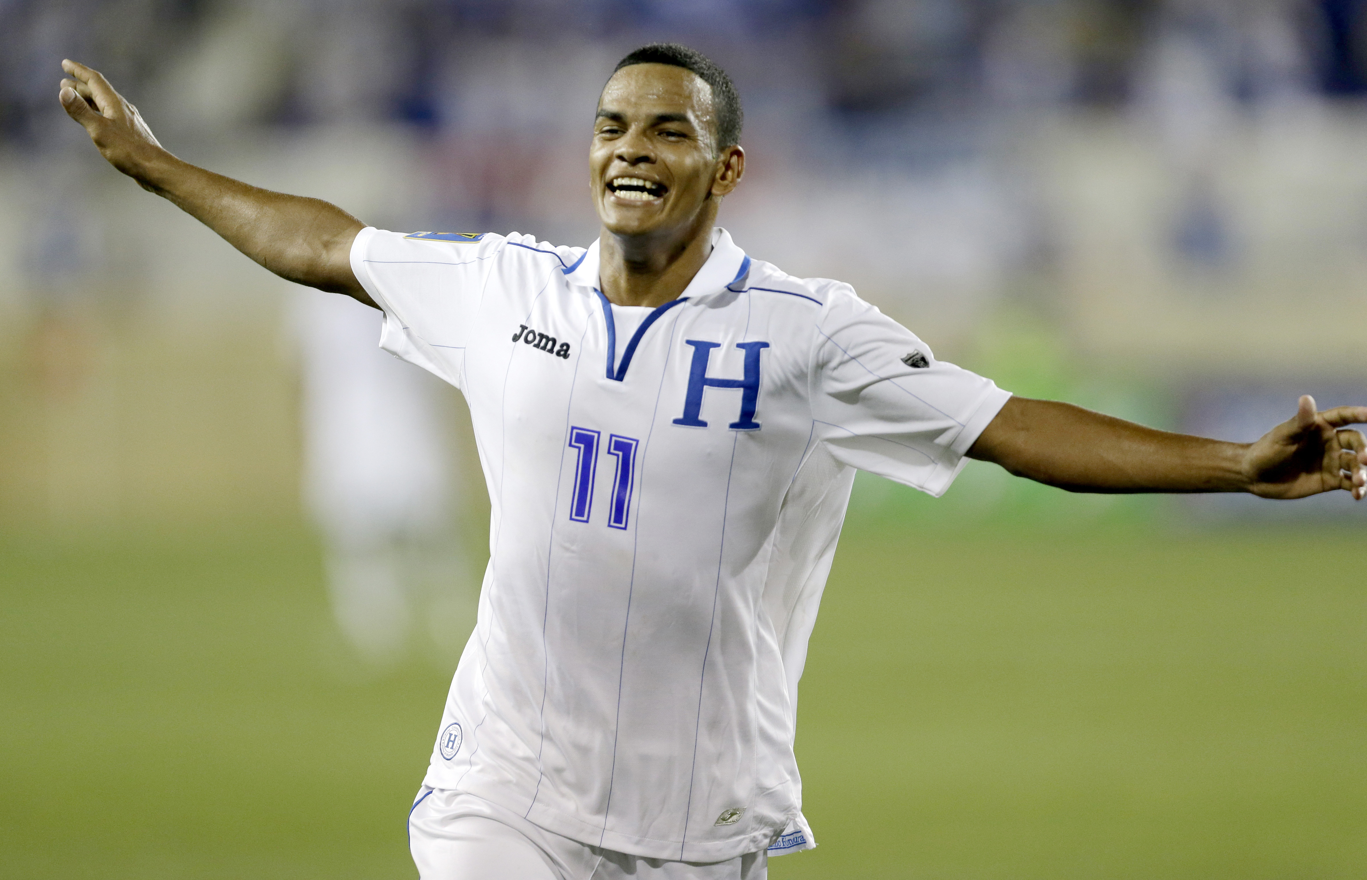 Honduras sufre para vencer 2-0 a Hait&iacute;