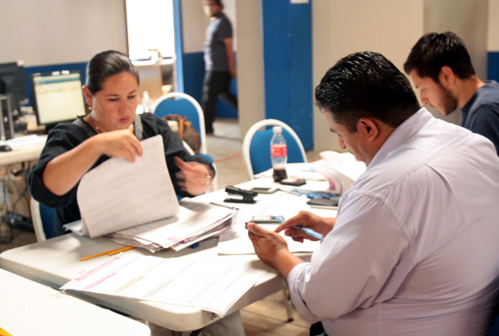 Chocan versiones por falla de PREP en BC