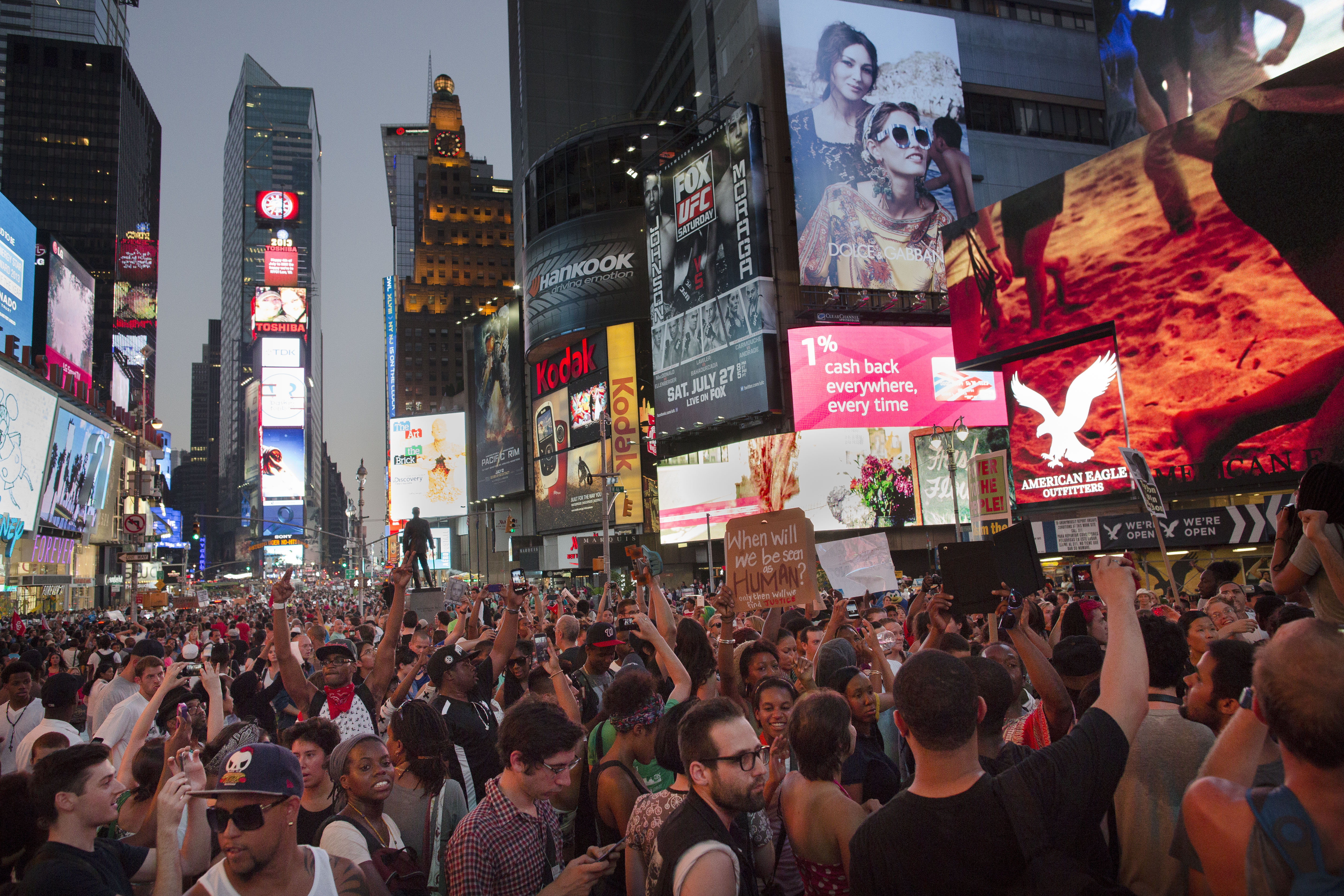 80 detenidos en protestas contra Zimmerman