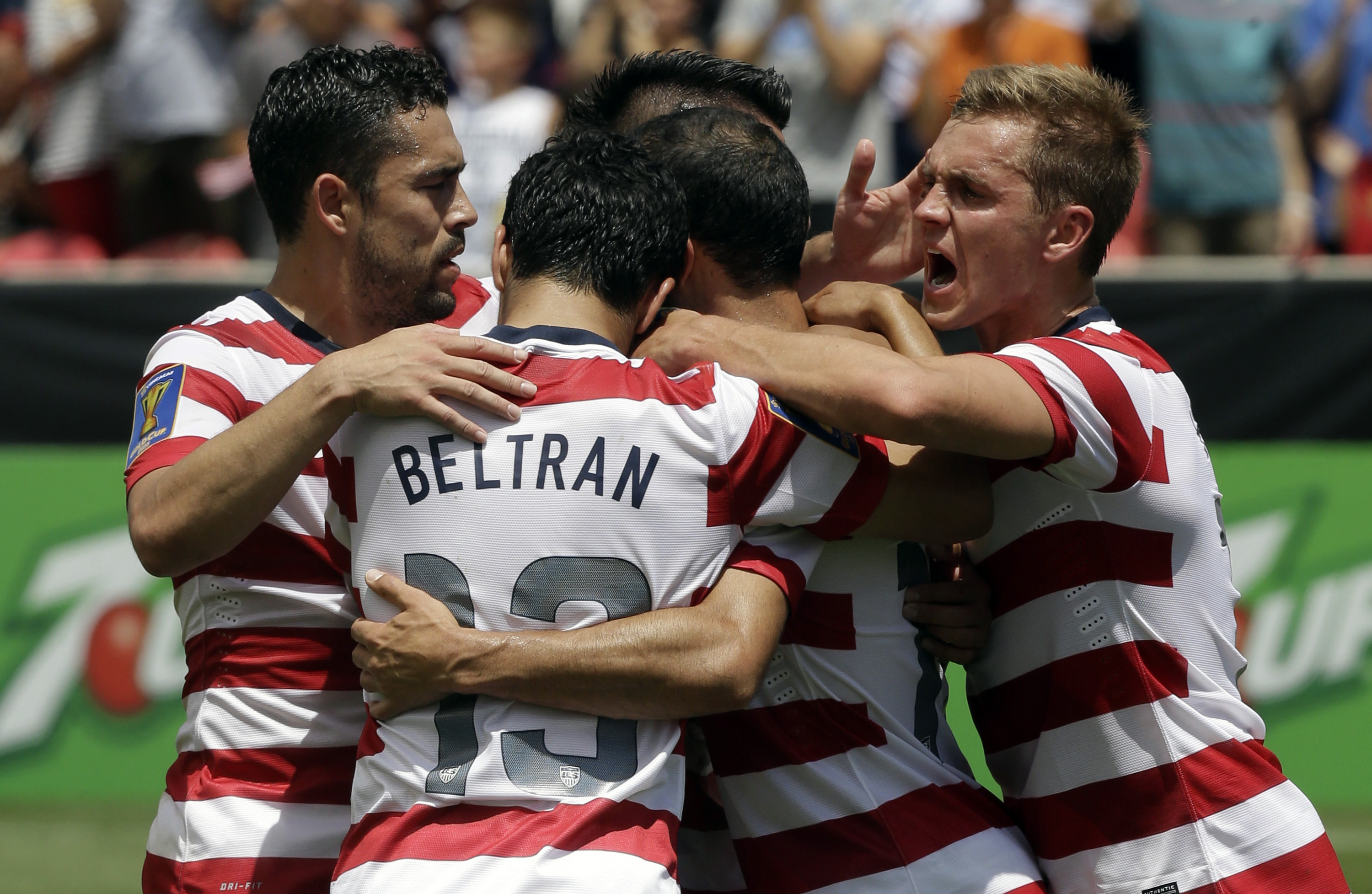 Wondolowski le da la victoria a Estados Unidos
