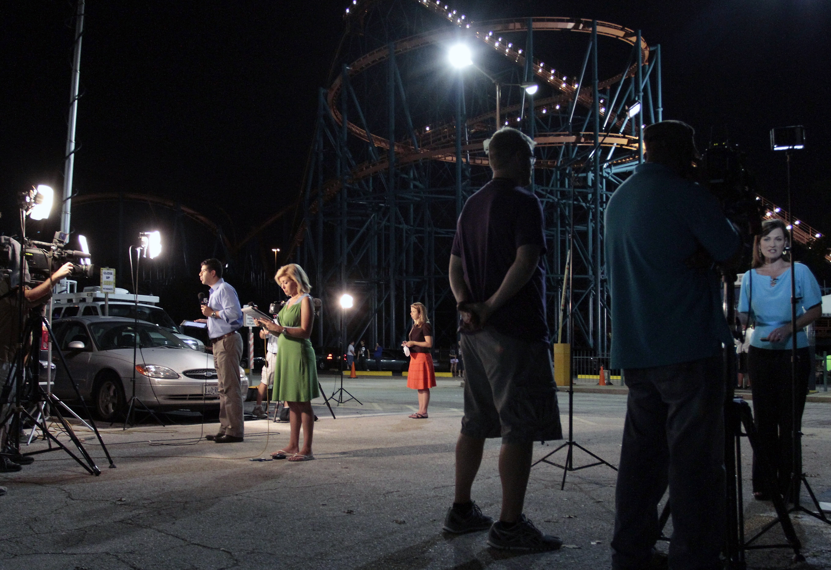 Investigan muerte de mujer en monta&ntilde;a rusa