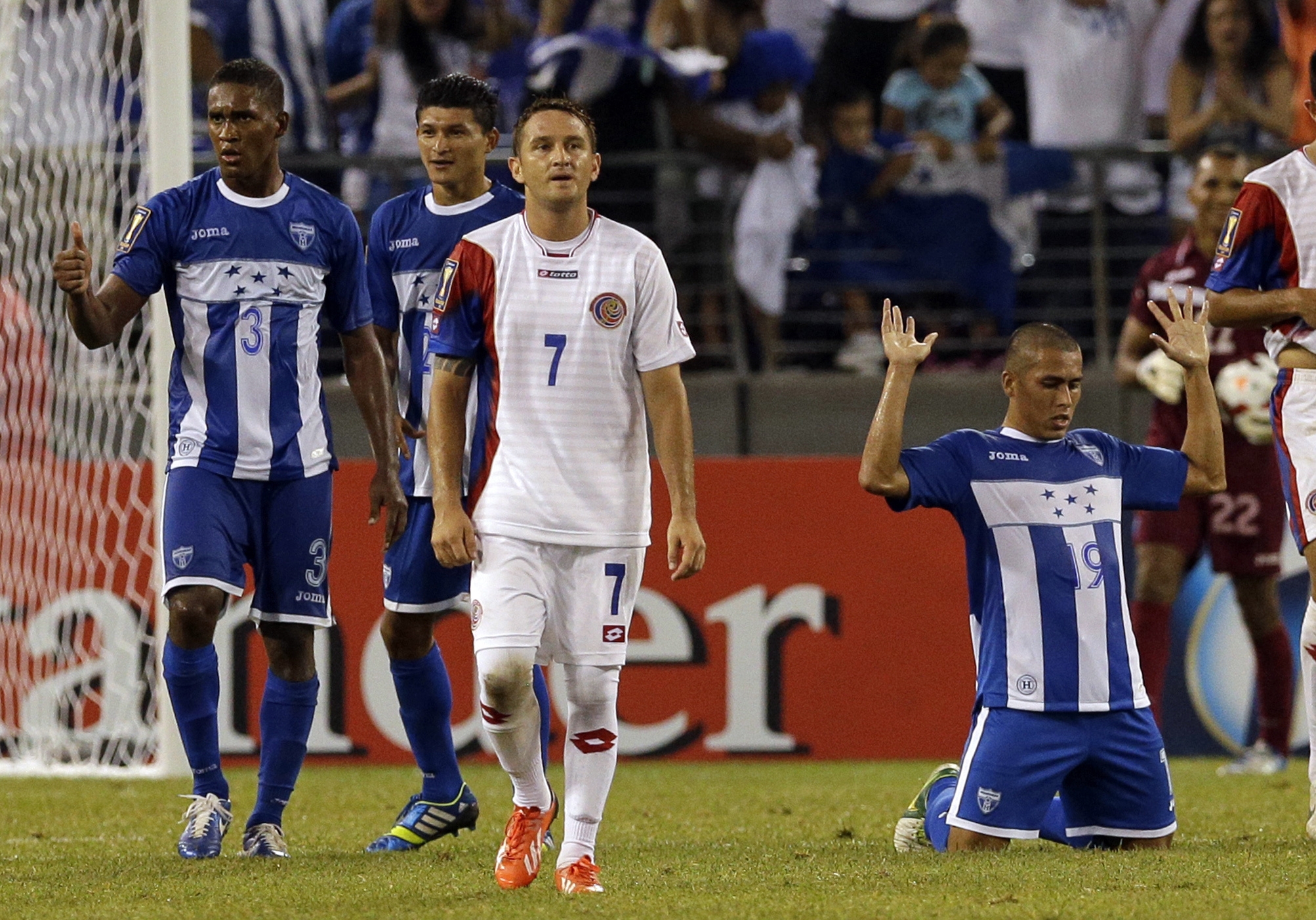 Honduras vence a Costa Rica y est&aacute; en semis