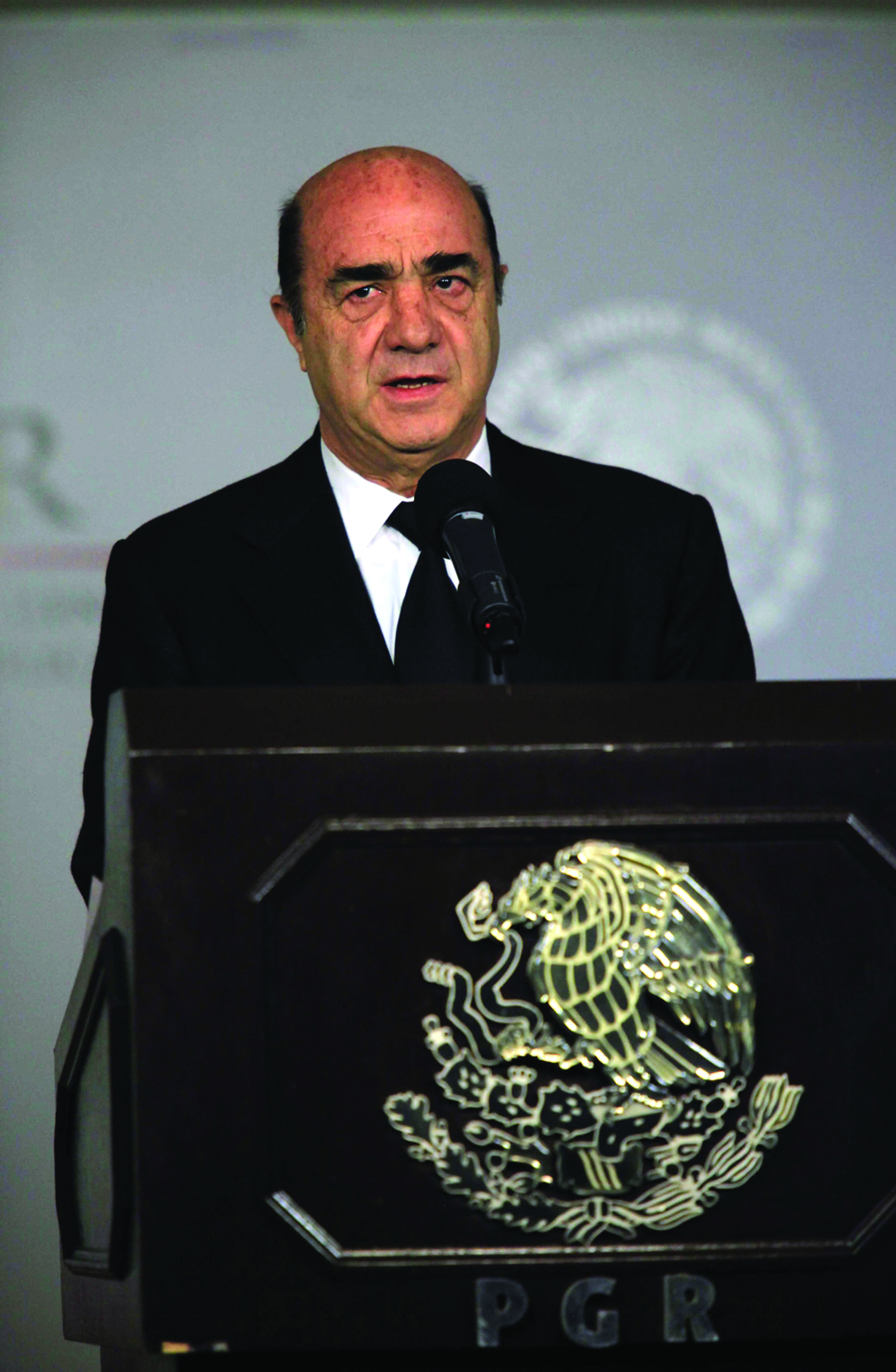 Vicealmirante mexicano muere en emboscada