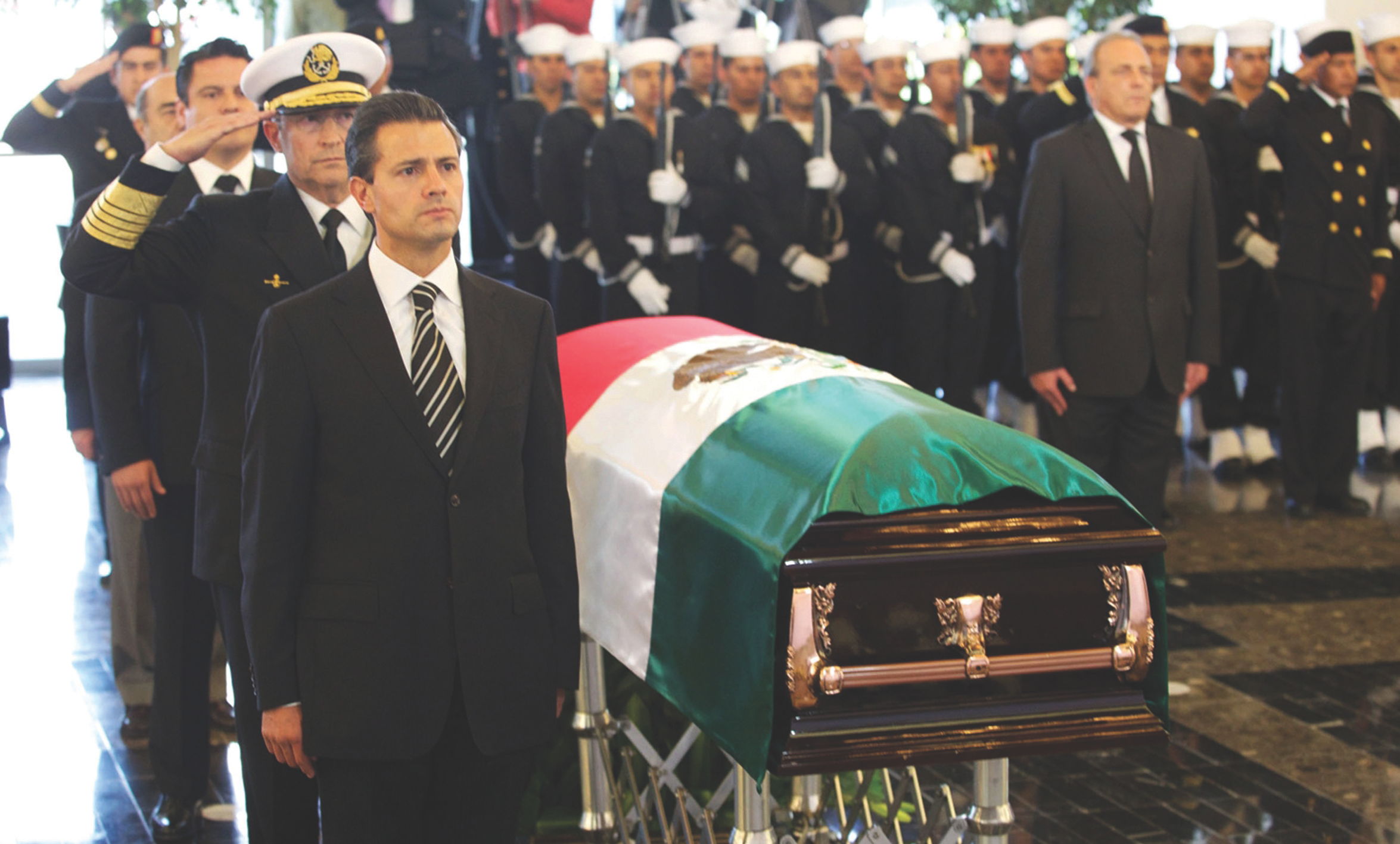 Atribuyen a cartel  muerte de vicealmirante