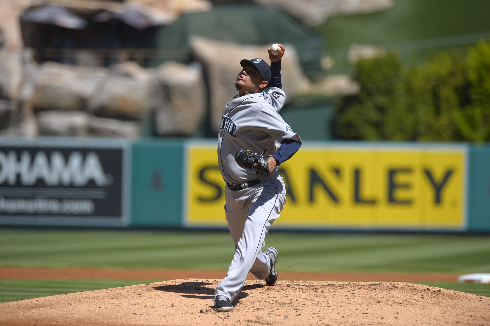 Hern&aacute;ndez poncha a 10 en 4 innings,