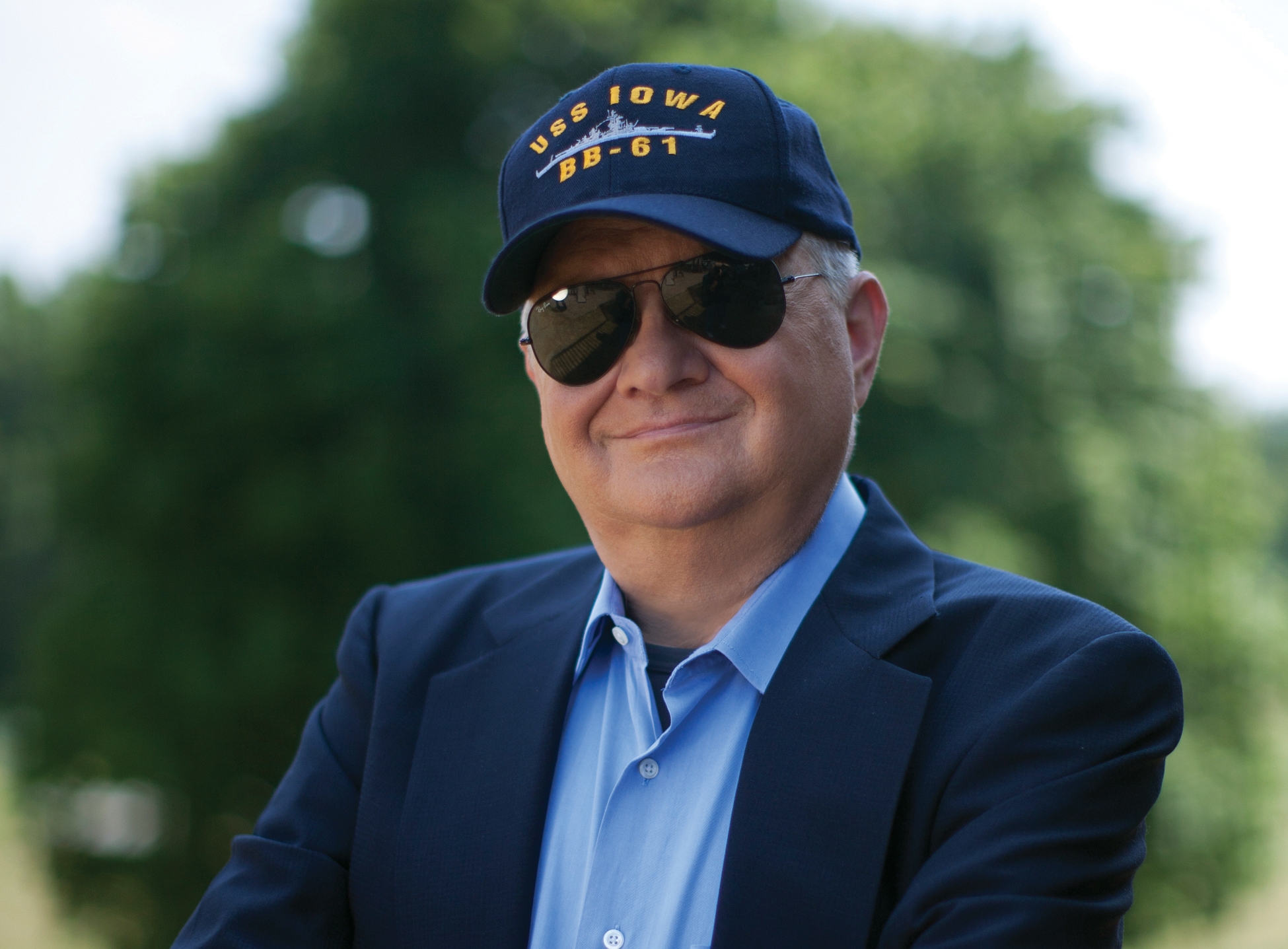 Exitoso escritor Tom Clancy muere a los 66 a&ntilde;os