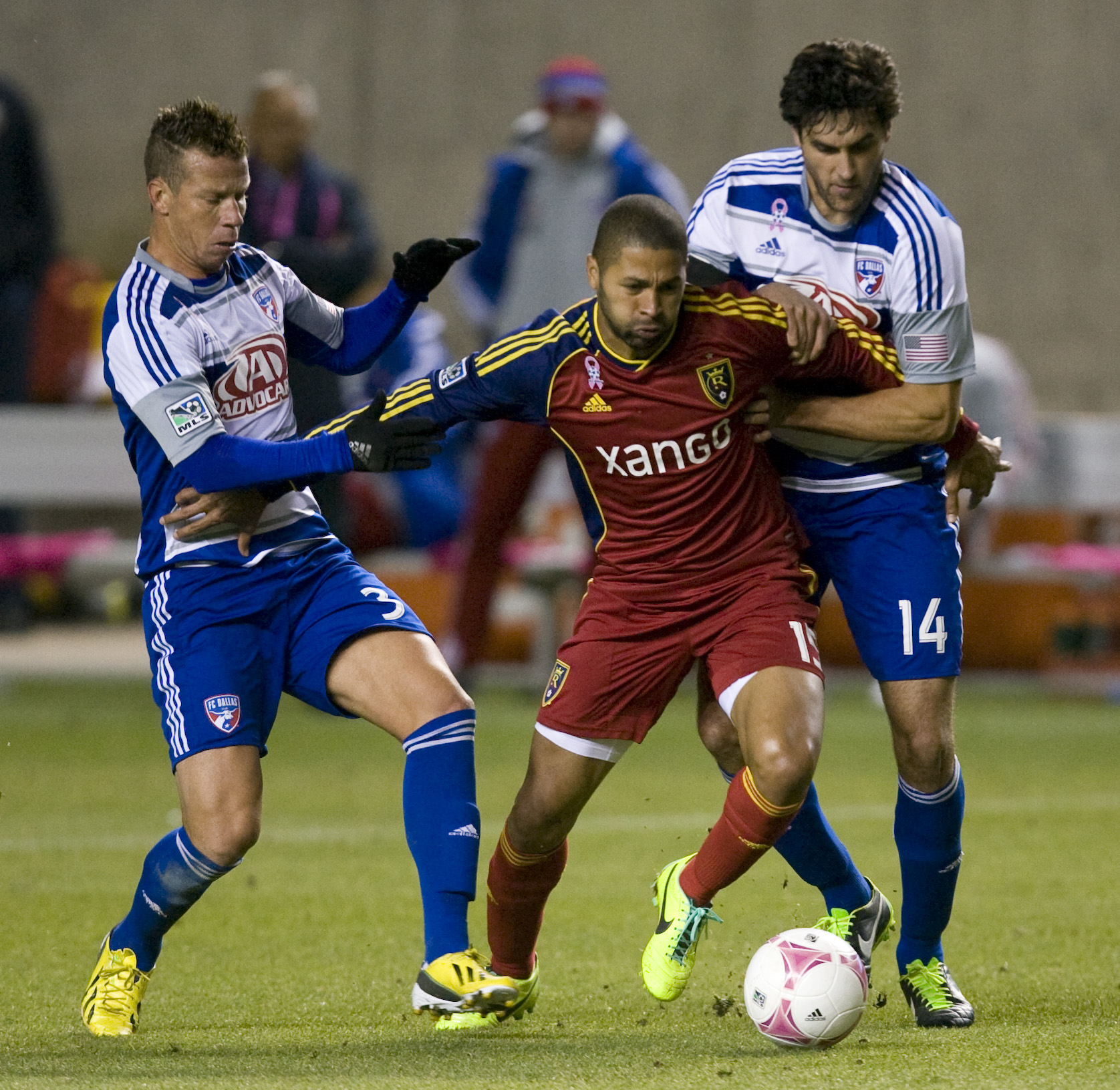 Sounders apaleados en Colorado