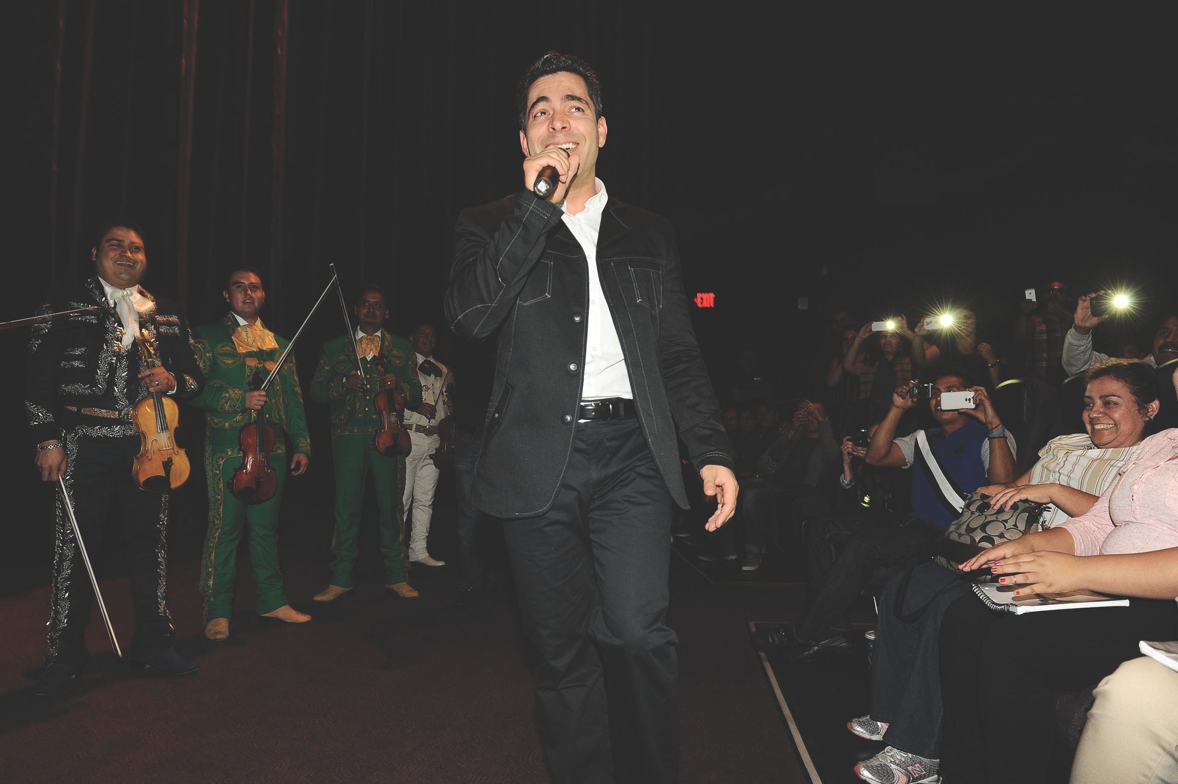 Omar Chaparro planea seguir en Hollywood