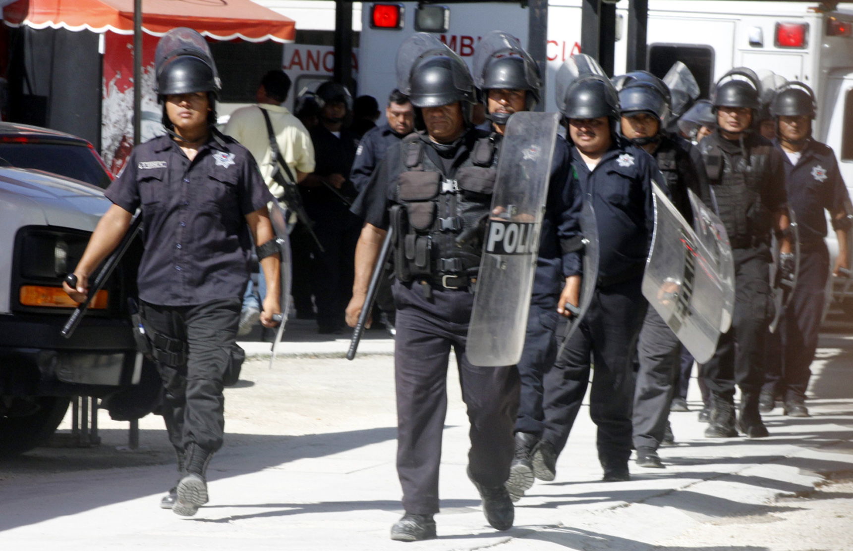 Ri&ntilde;a en prisi&oacute;n mexicana deja 27 lesionados