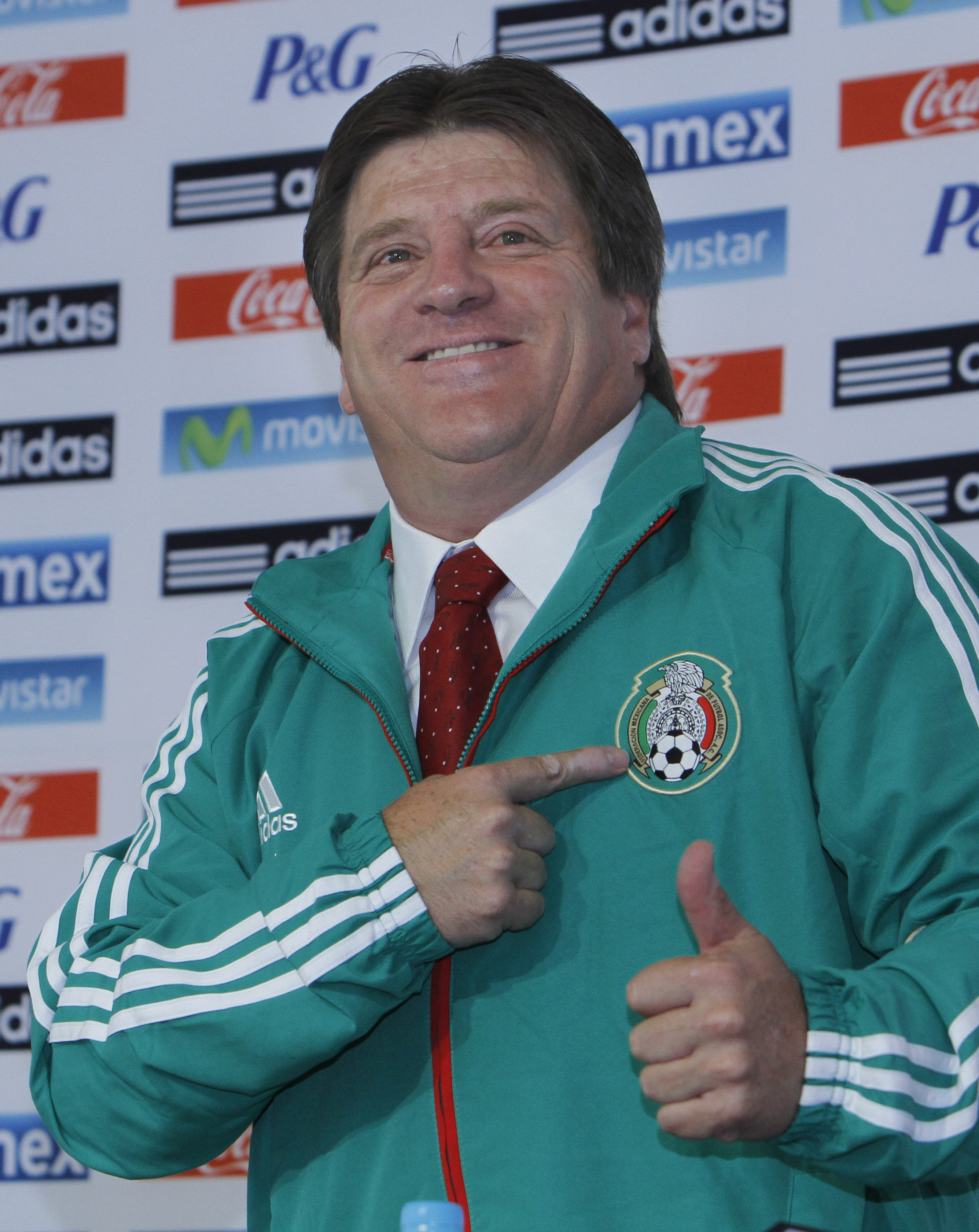 Herrera convoca a 10 jugadores del Am&eacute;rica