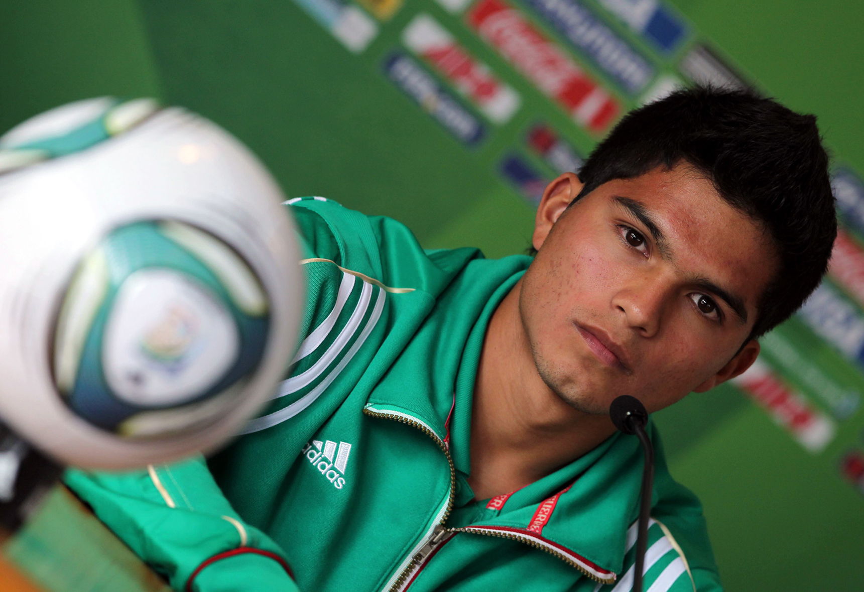 De la lona... a la corona