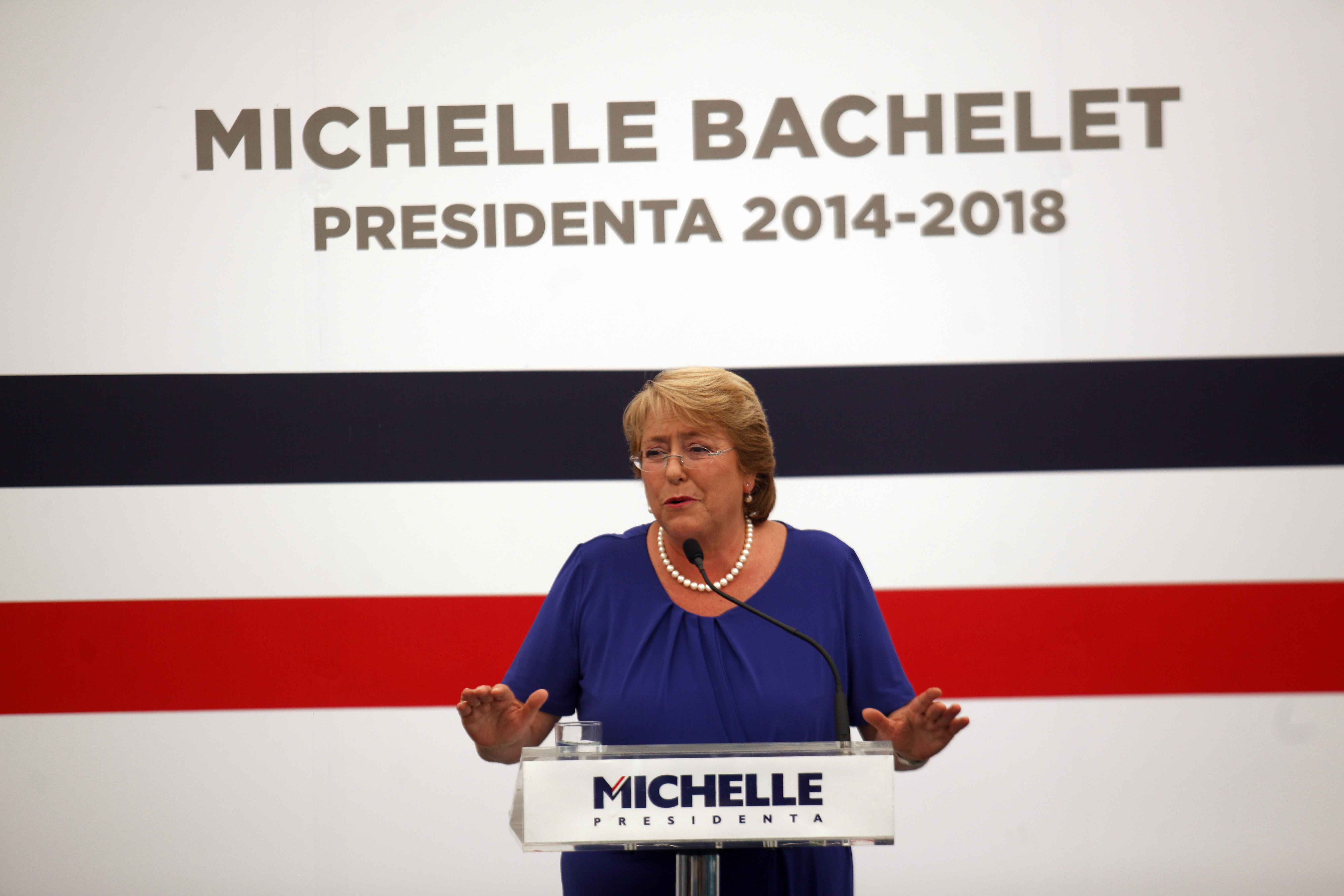 Bachelet triunfa por 24,3 puntos en elecciones