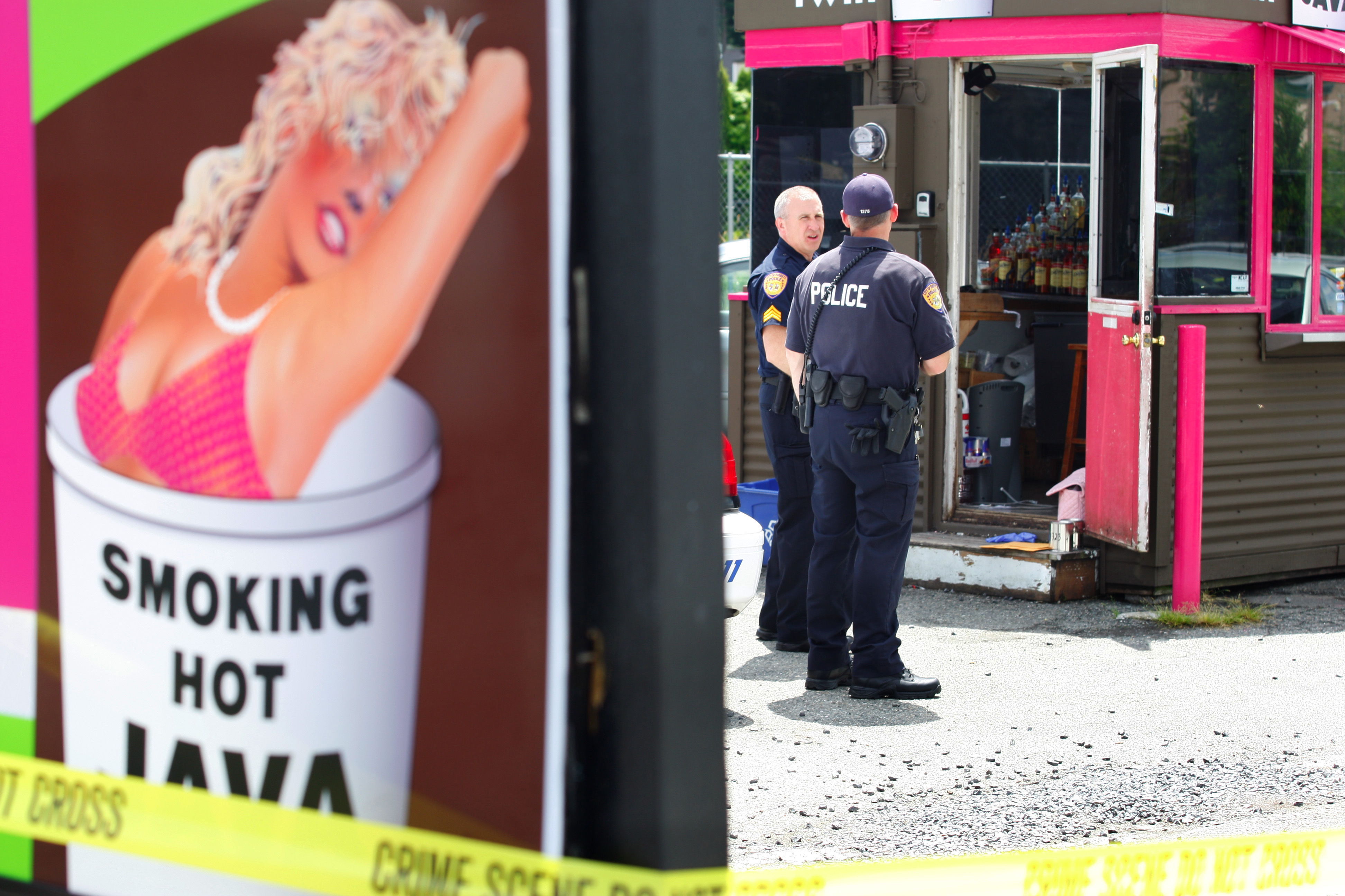 Contin&uacute;a investigaci&oacute;n de “bikini baristas”