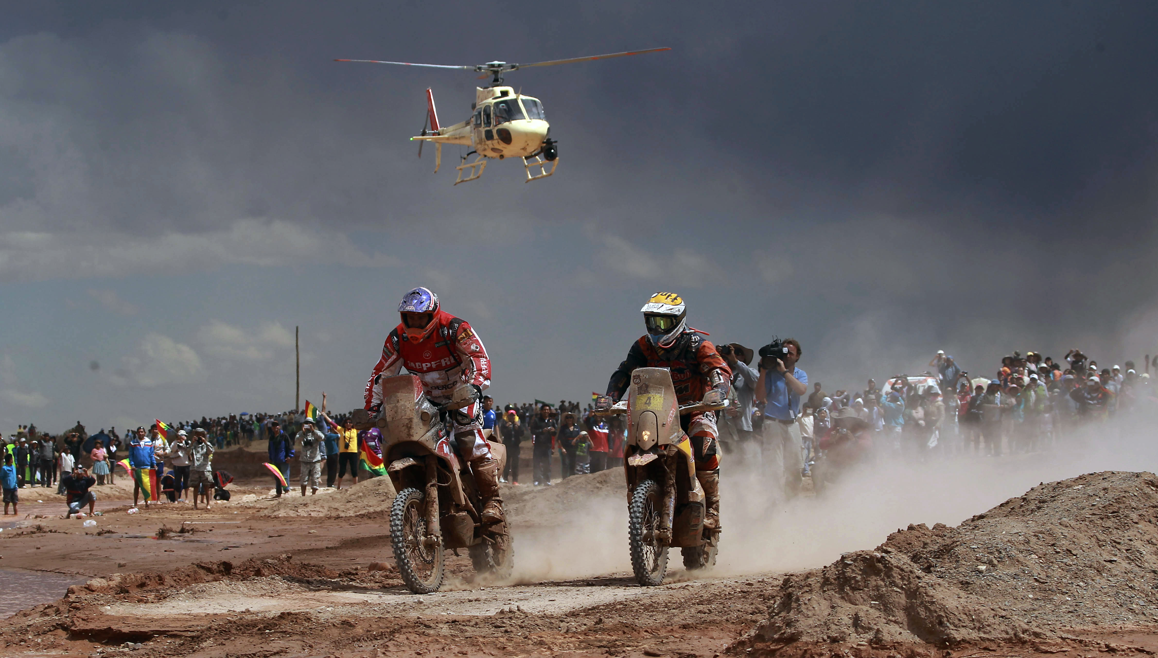 Sainz gana etapa de Dakar
