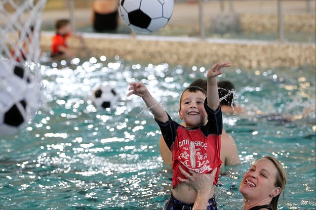 Abren centro acu&aacute;tico finalmente