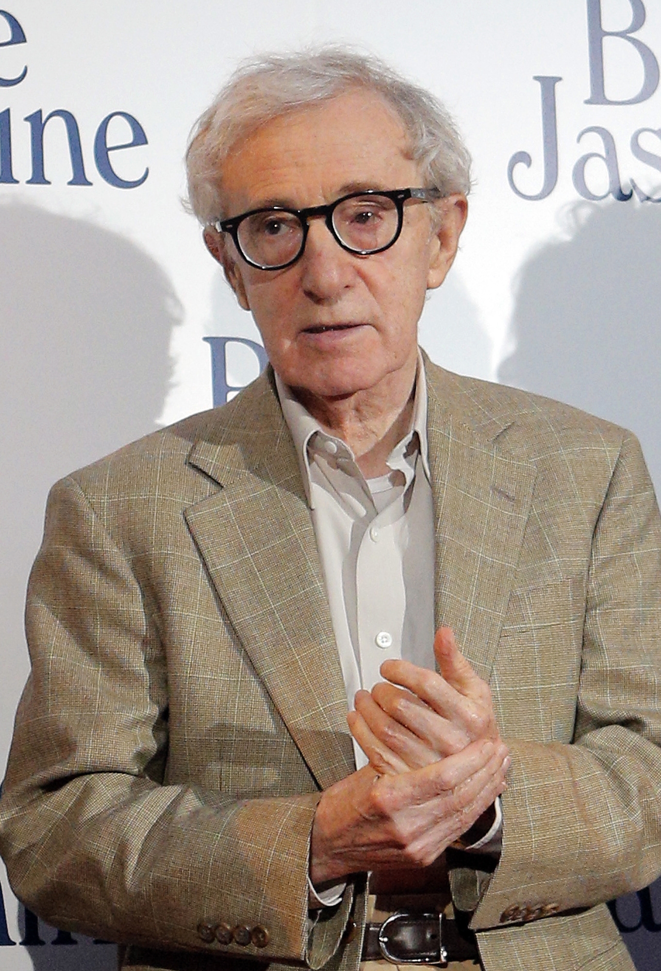 Exfiscal: Muy tarde para procesar a Woody Allen