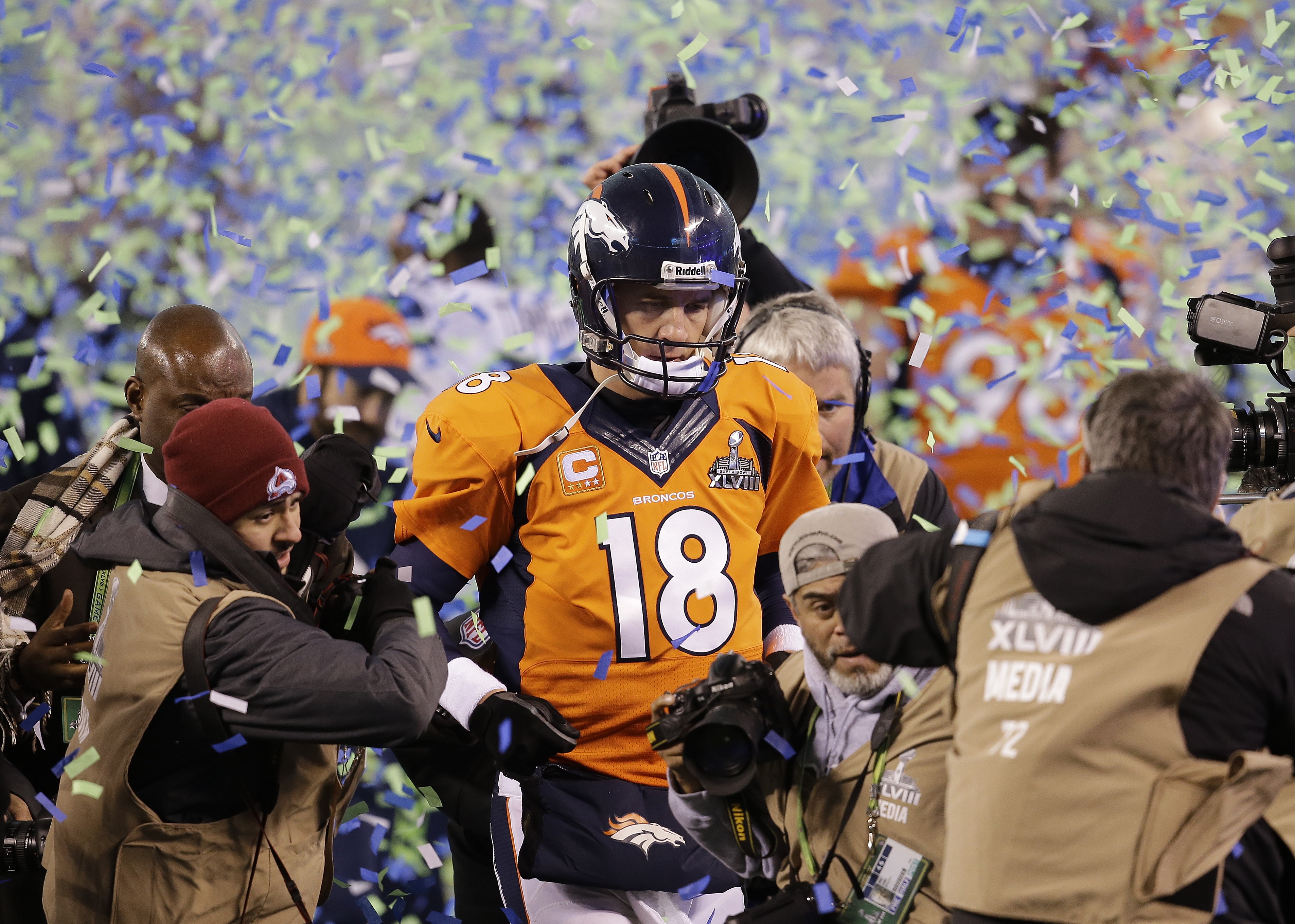 Nervios y Seahawks destruyen a los Broncos