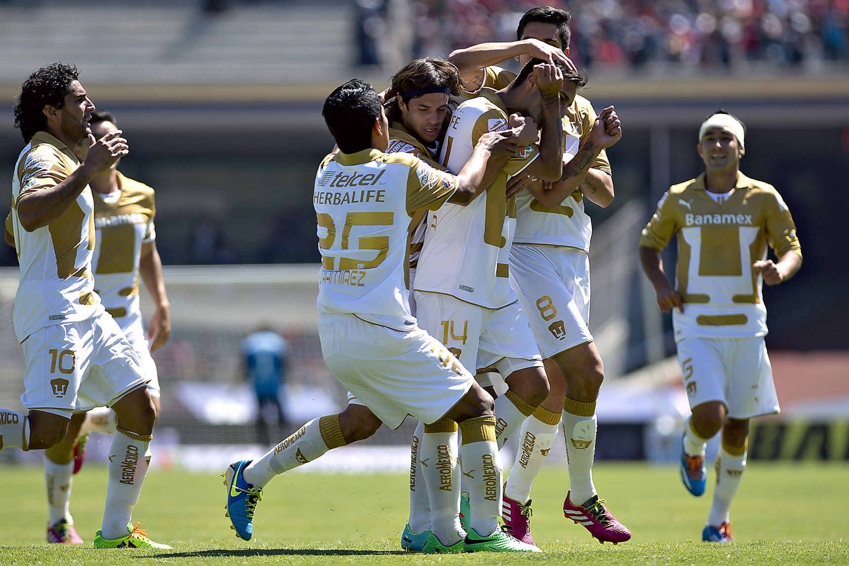 Cl&aacute;sico con amor a chilango