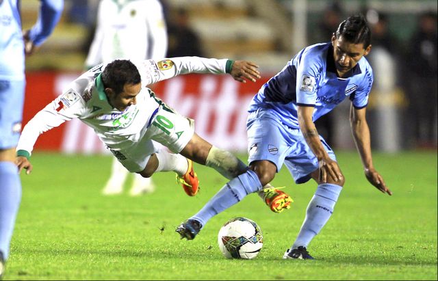 Le&oacute;n empata con Bol&iacute;var en La Paz