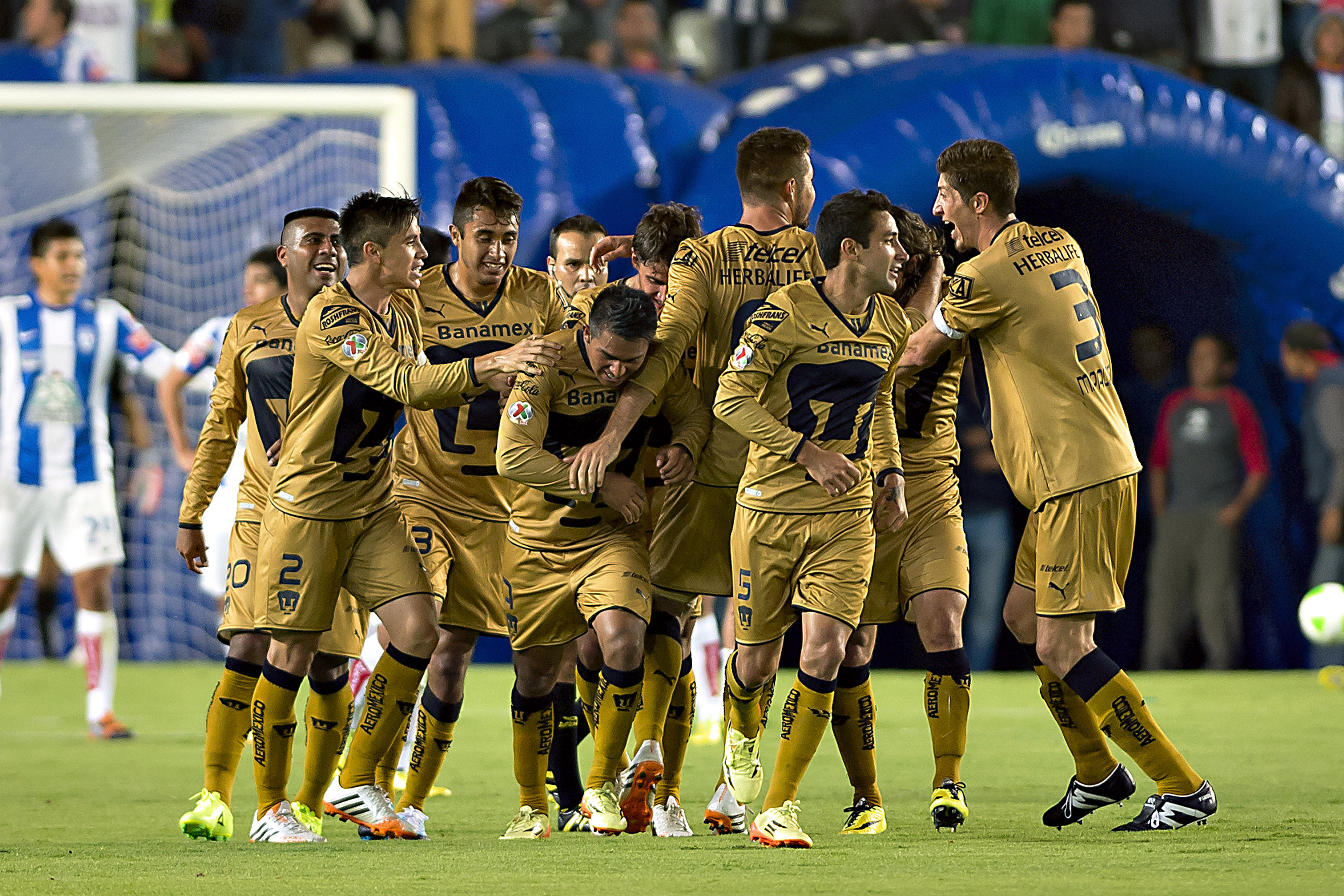 Pumas saca valioso empate 1-1 ante Pachuca