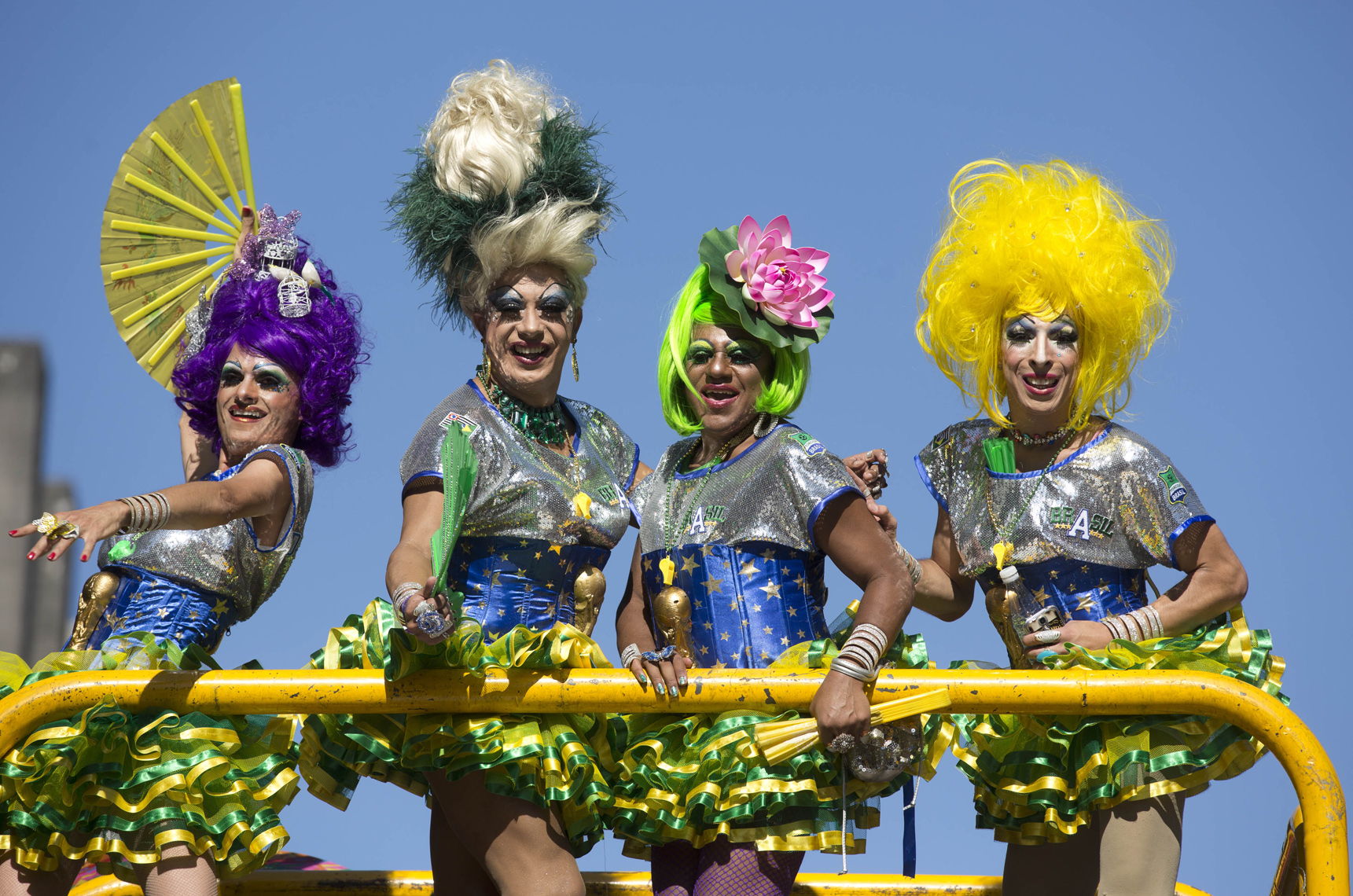 Brasil celebra desfile gay; piden acabe prejuicio