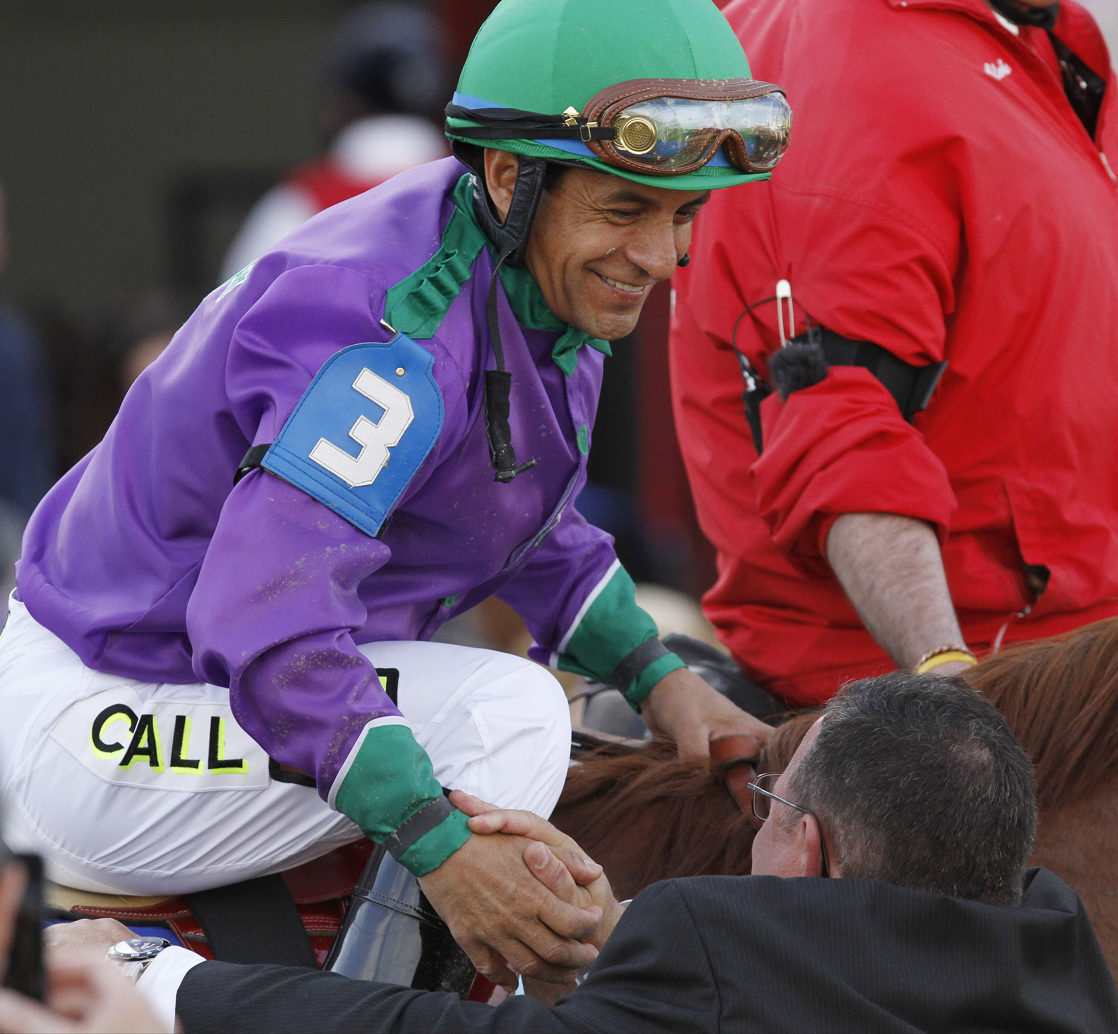 Mexicano Espinoza busca otra vez la Triple Corona