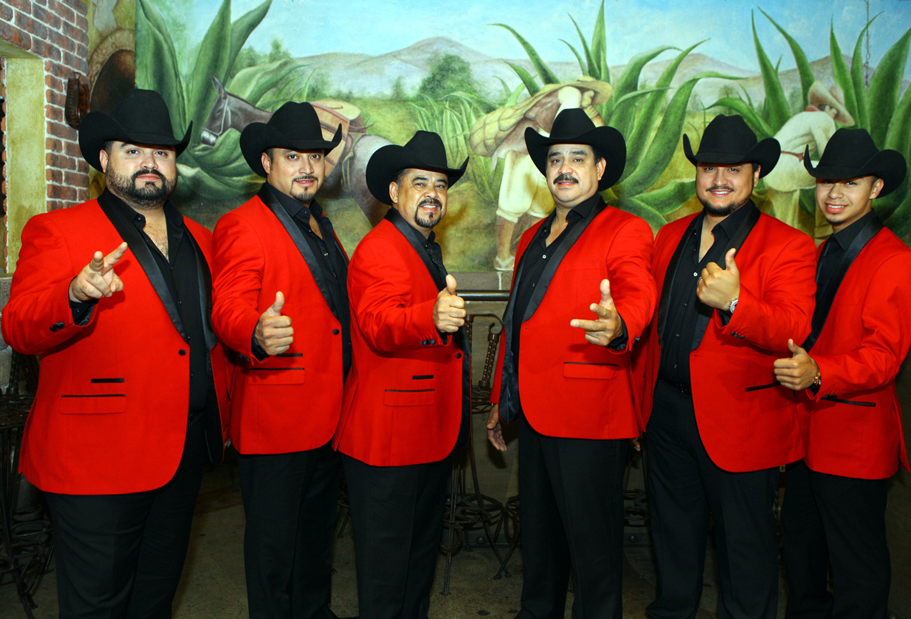 Pelear&aacute;n Rieleros del Norte por migrantes