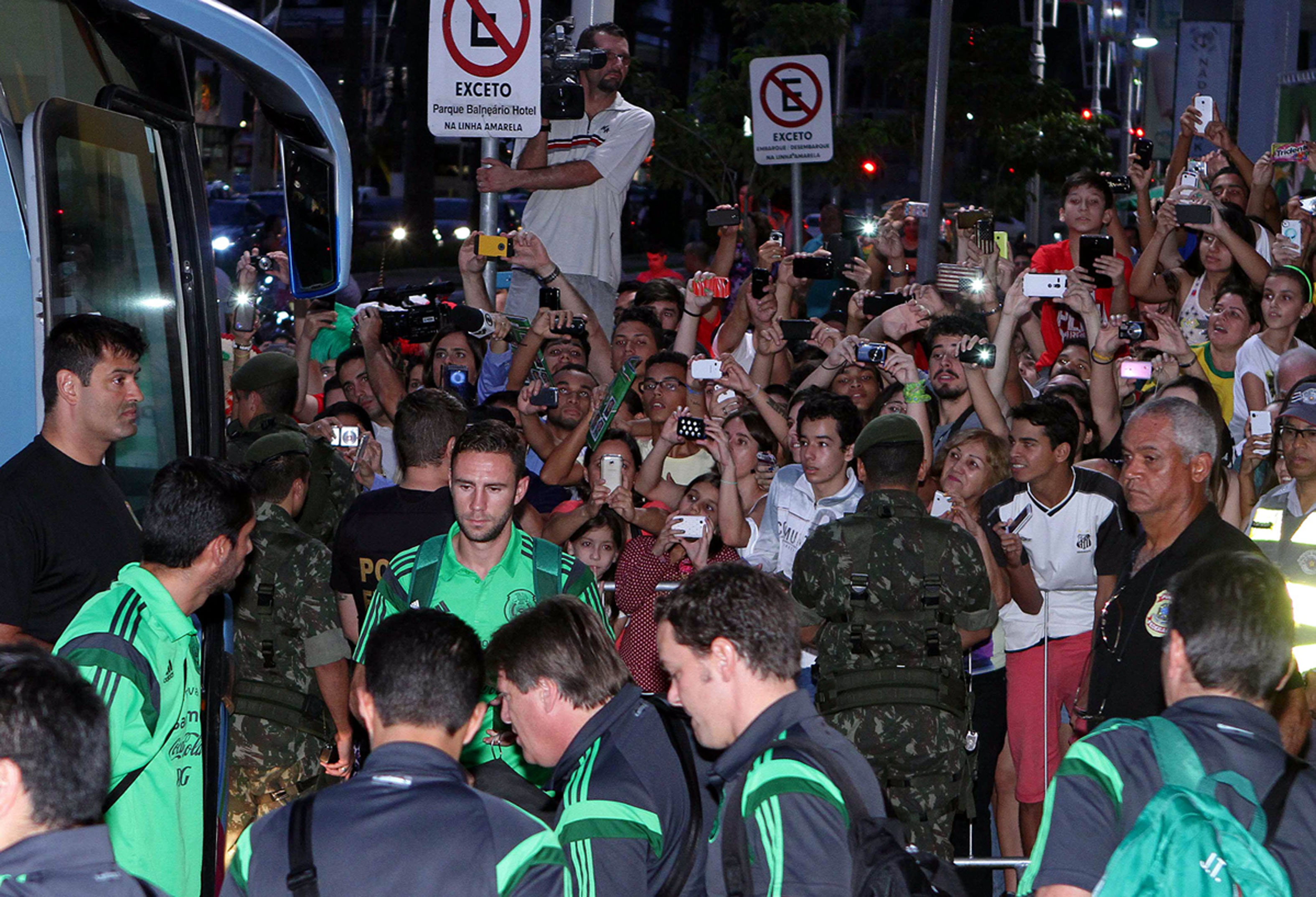 Le cantan a Lay&uacute;n en su cumplea&ntilde;os