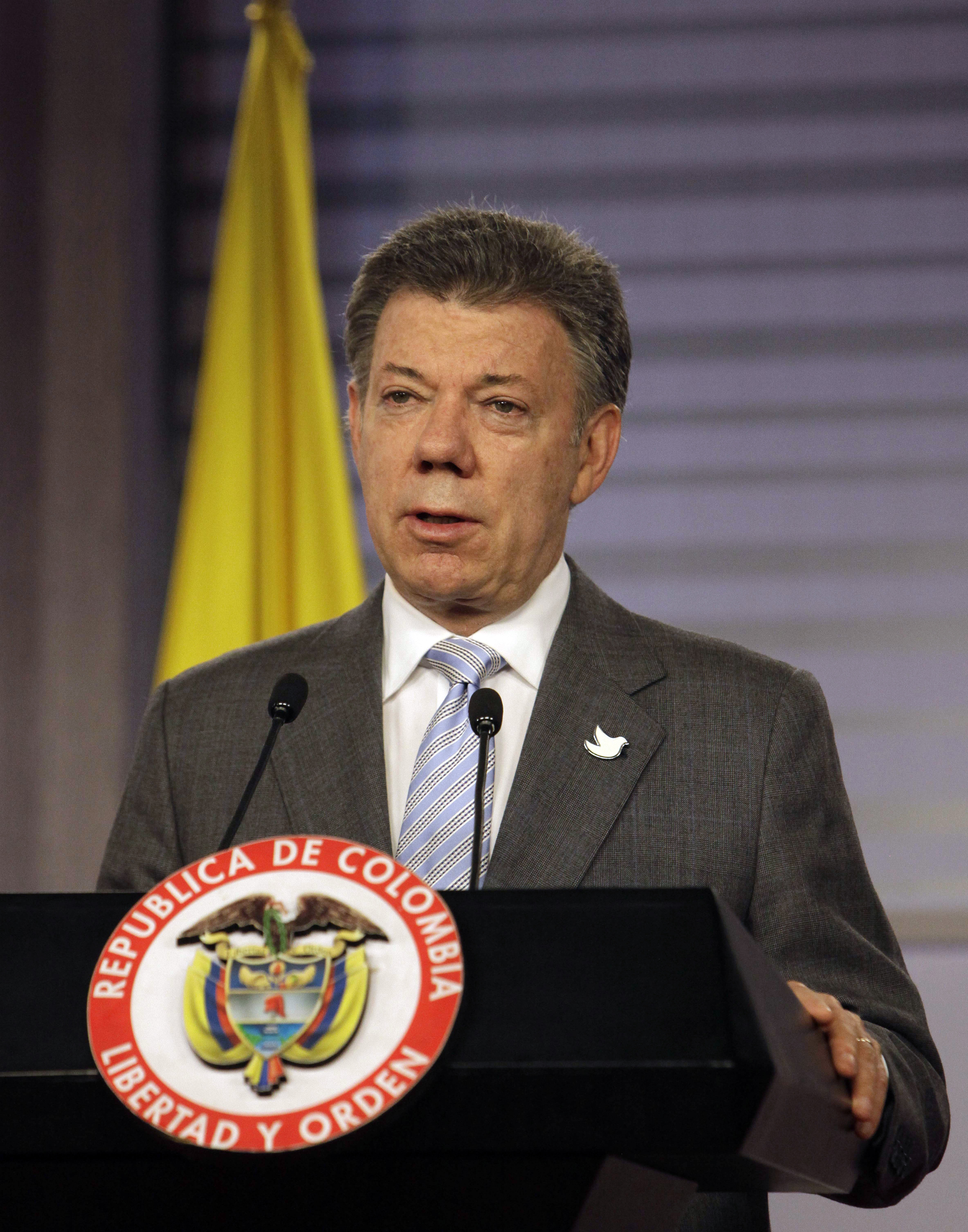 Santos anuncia tarde c&iacute;vica para juego ante Brasil