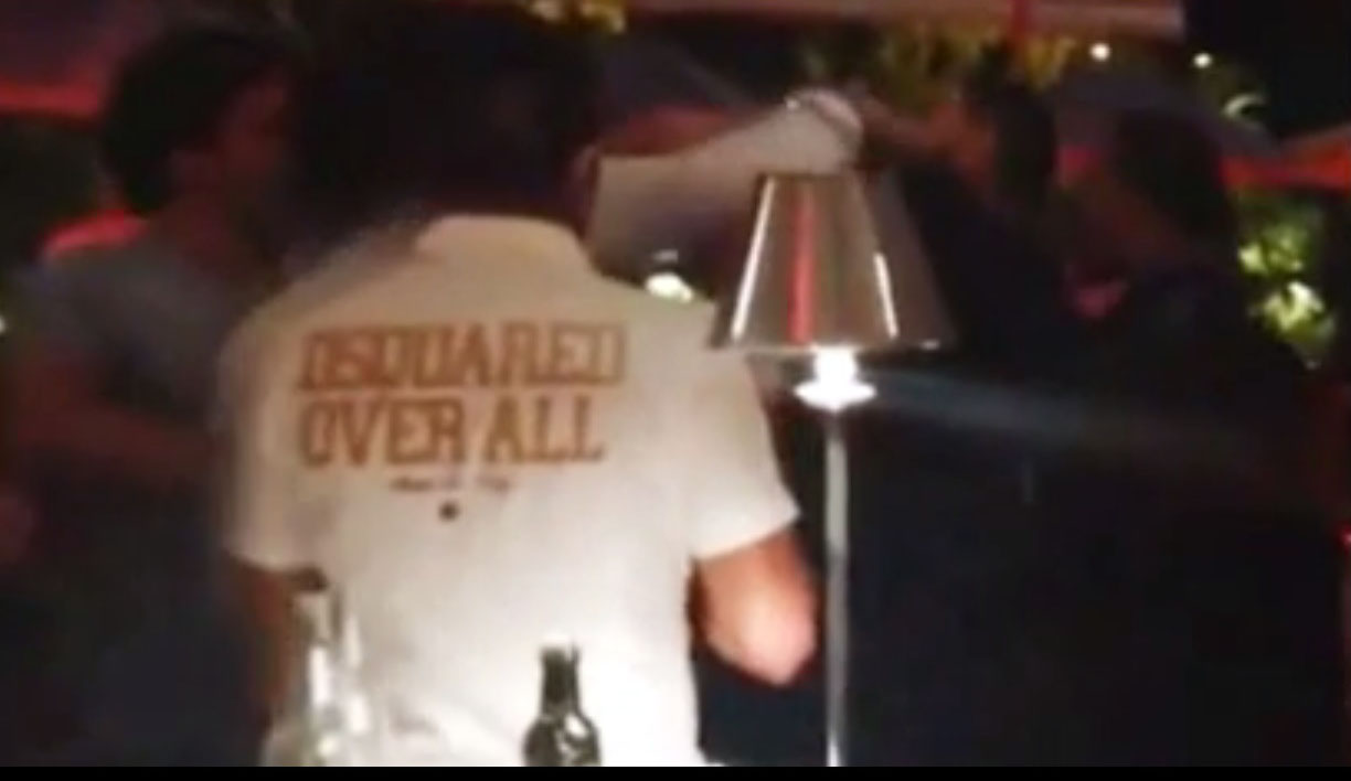 Lanza Bloom pu&ntilde;etazo a Bieber