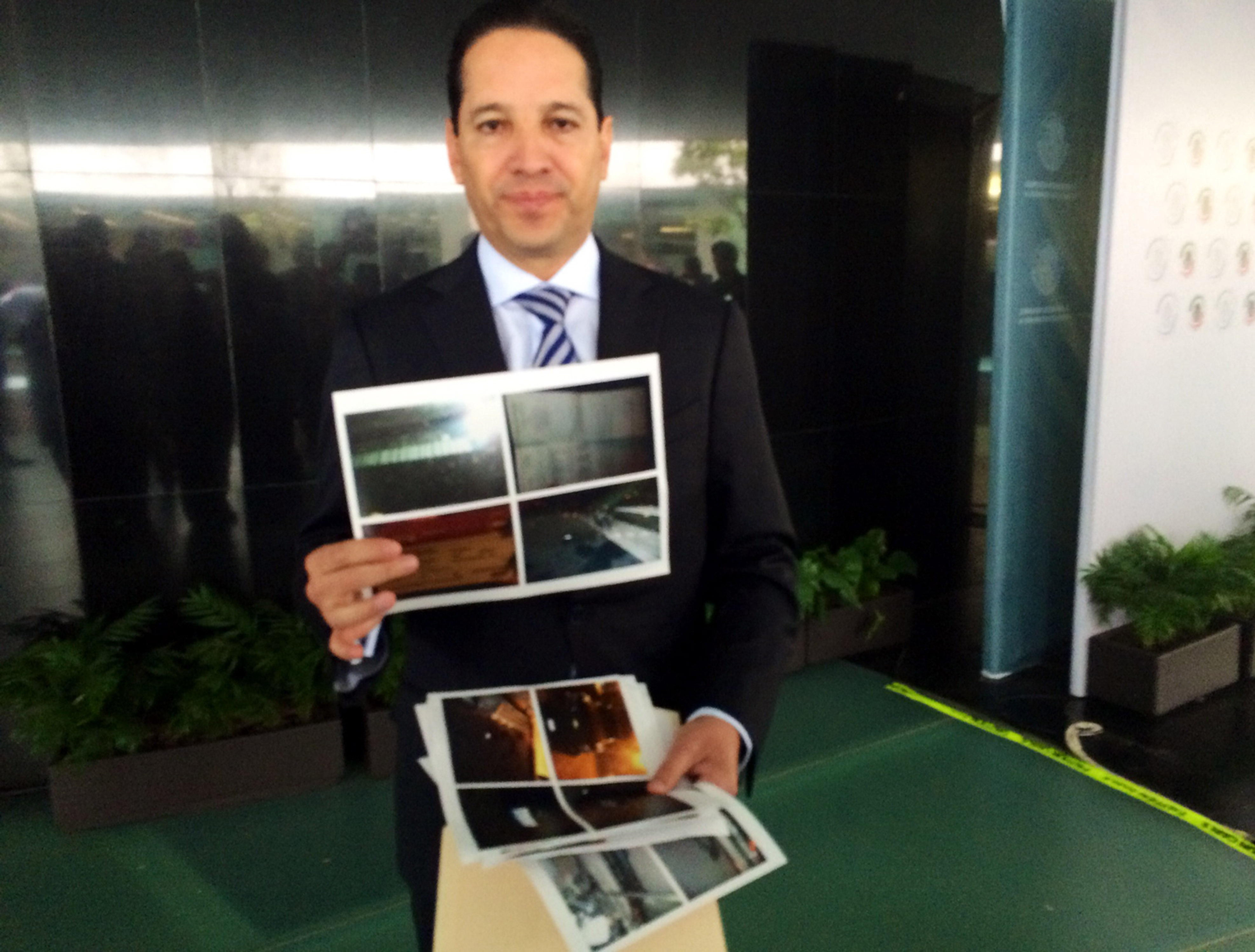 Balearon camioneta  de senador panista