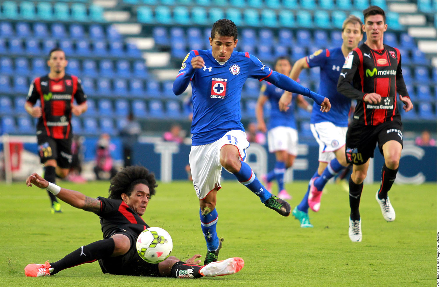 Cruz Azul no aprende