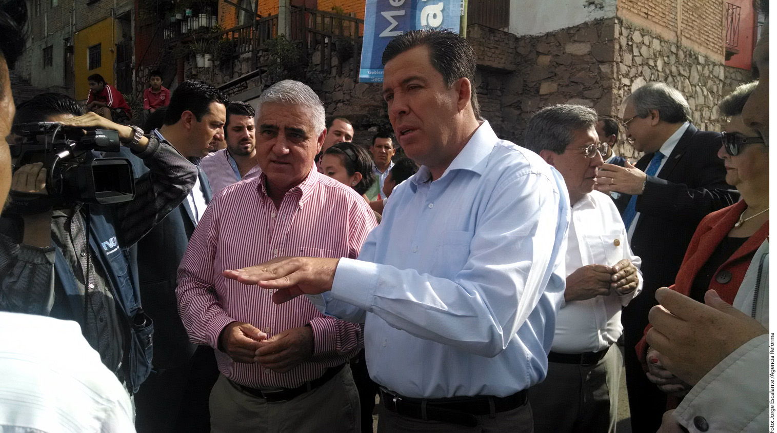 Evaluar&aacute;n maestros tabletas