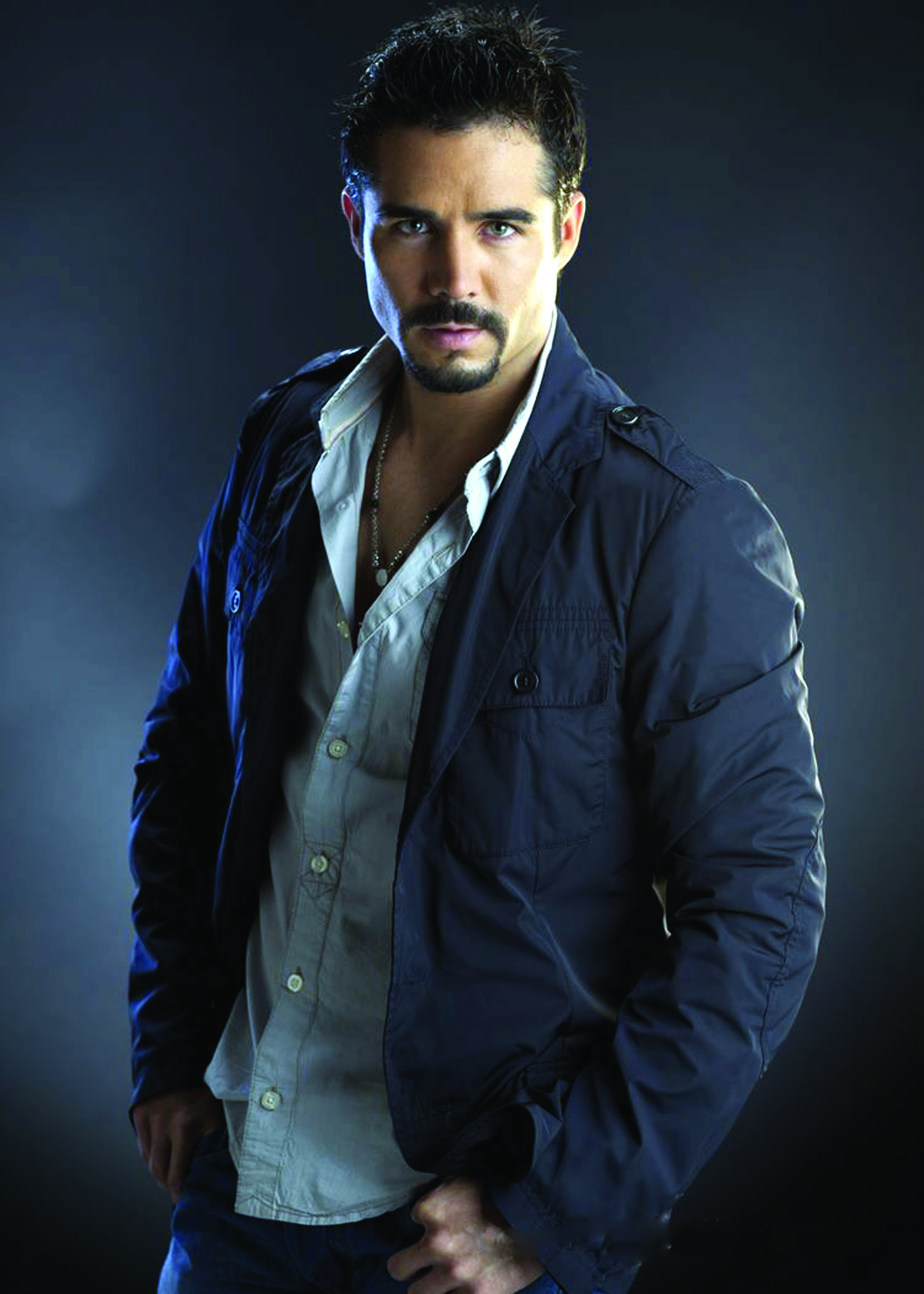 Jos&eacute; Ron :Busca ser internacional