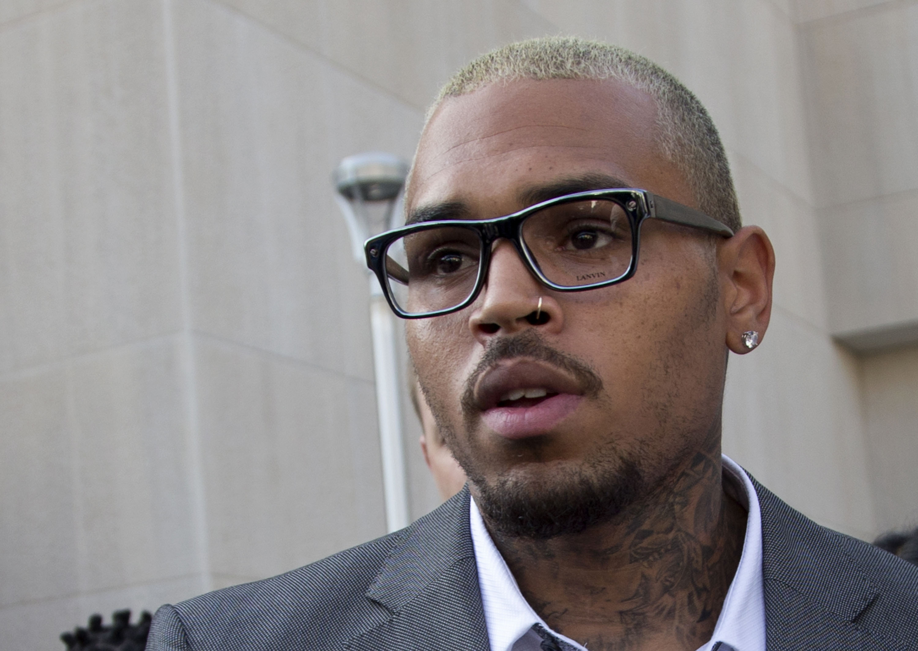 Chris Brown se declara culpable en Washington