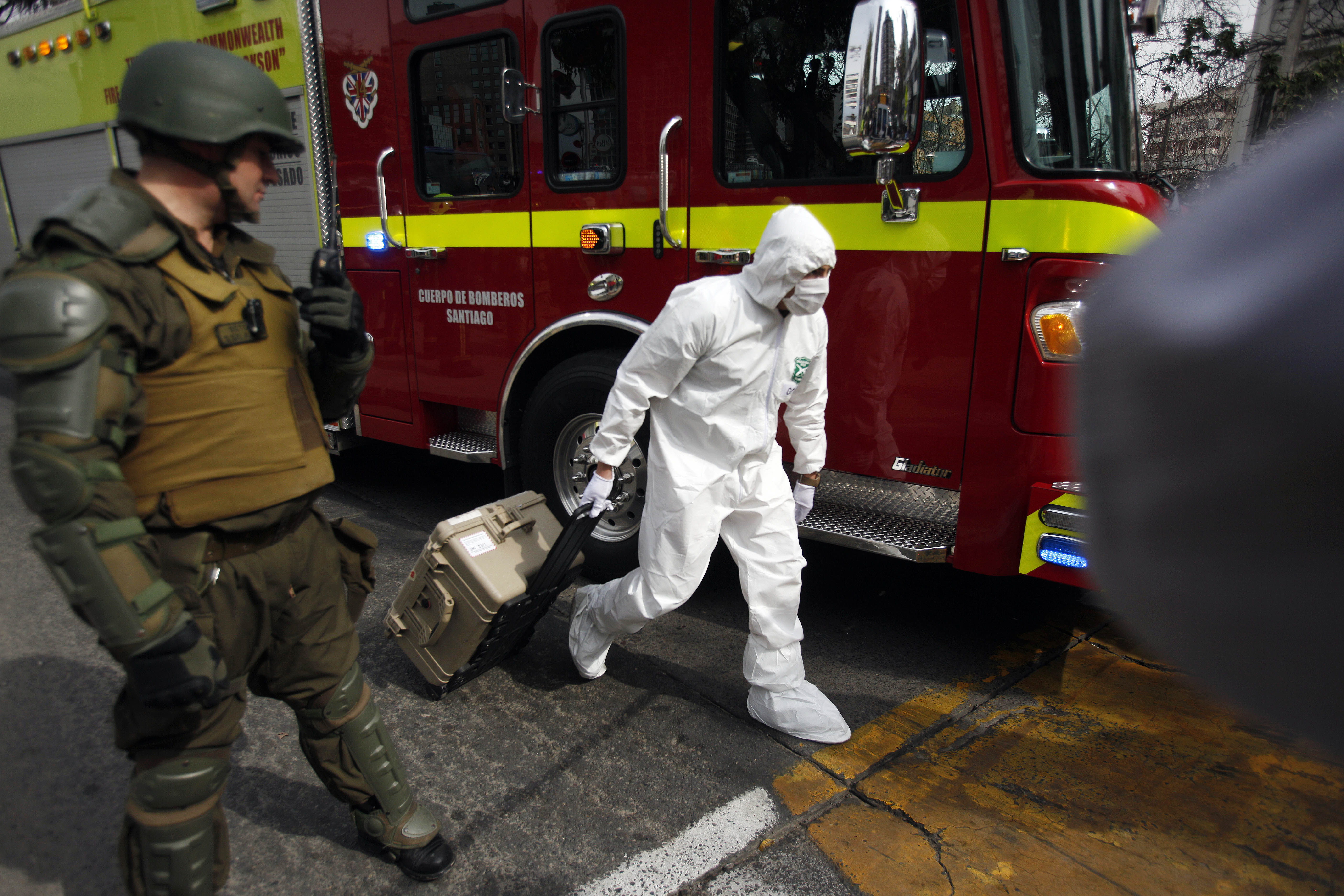 Explota bomba en metro de Chile, siete heridos
