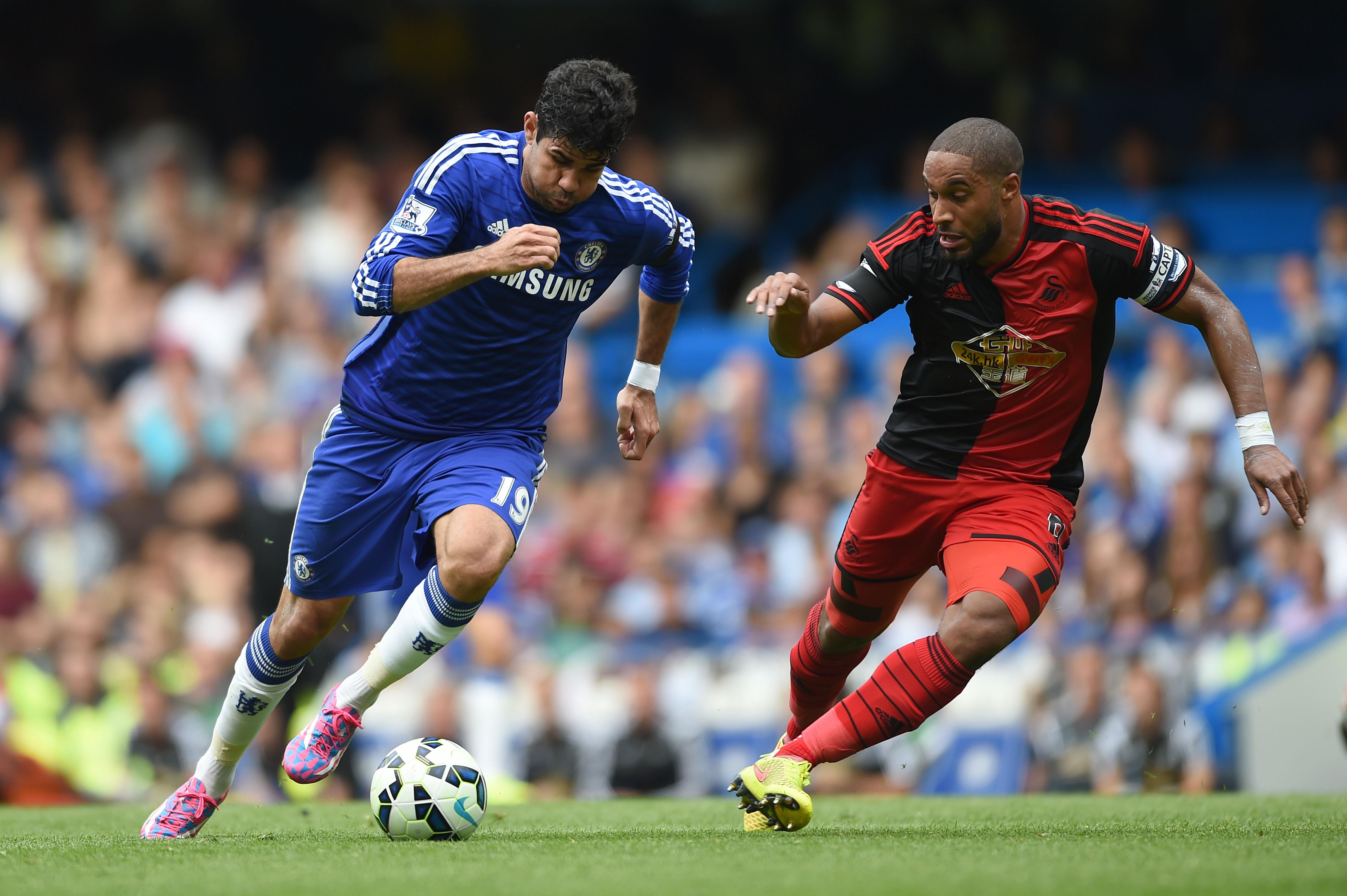 Chelsea gana con 3 de Costa; City-Arsenal empatan