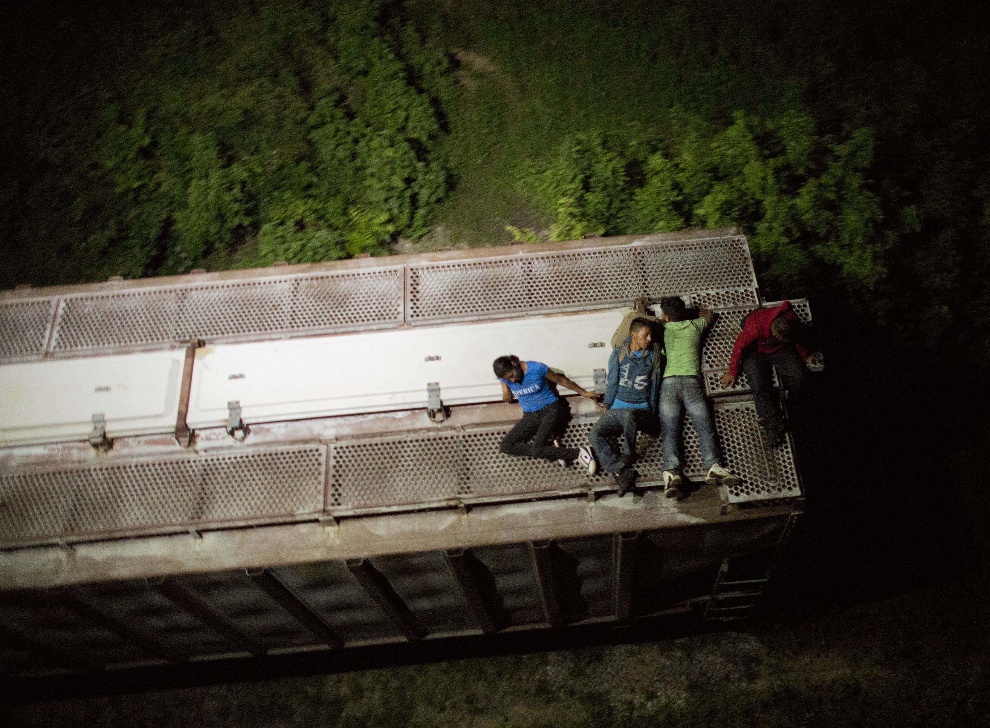 Corte Internacional pide proteger a ni&ntilde;os migrantes