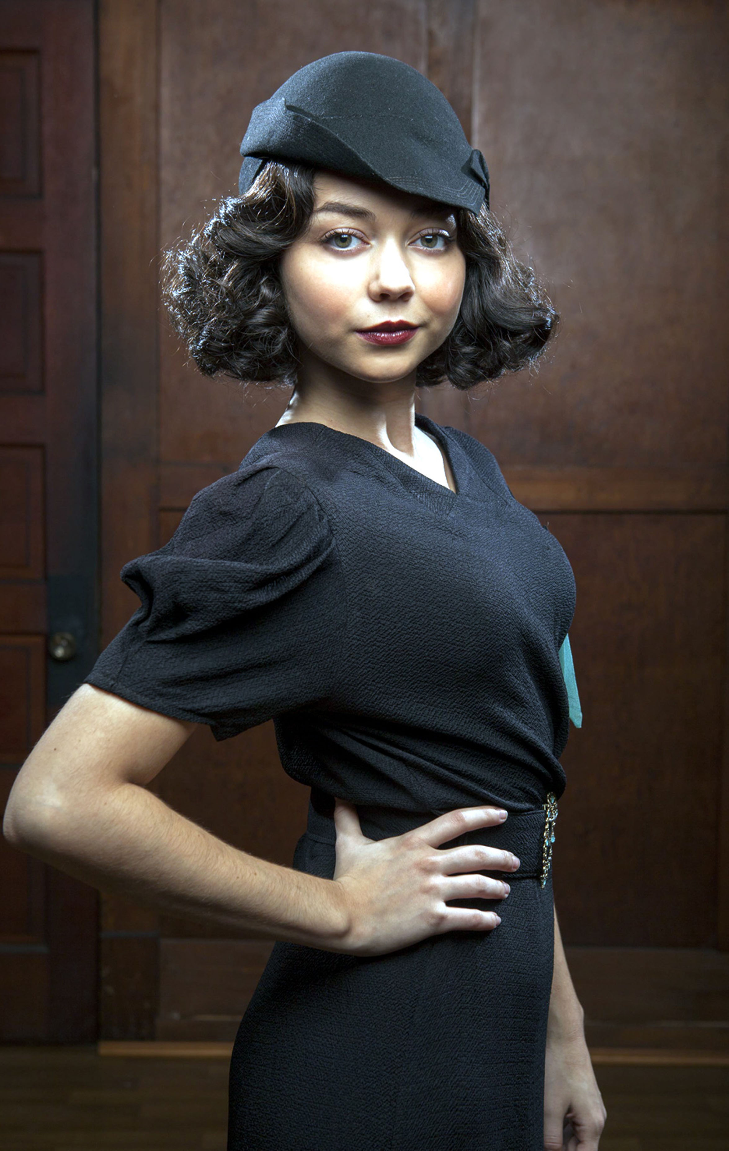 Ahorca novio a actriz de Modern Family