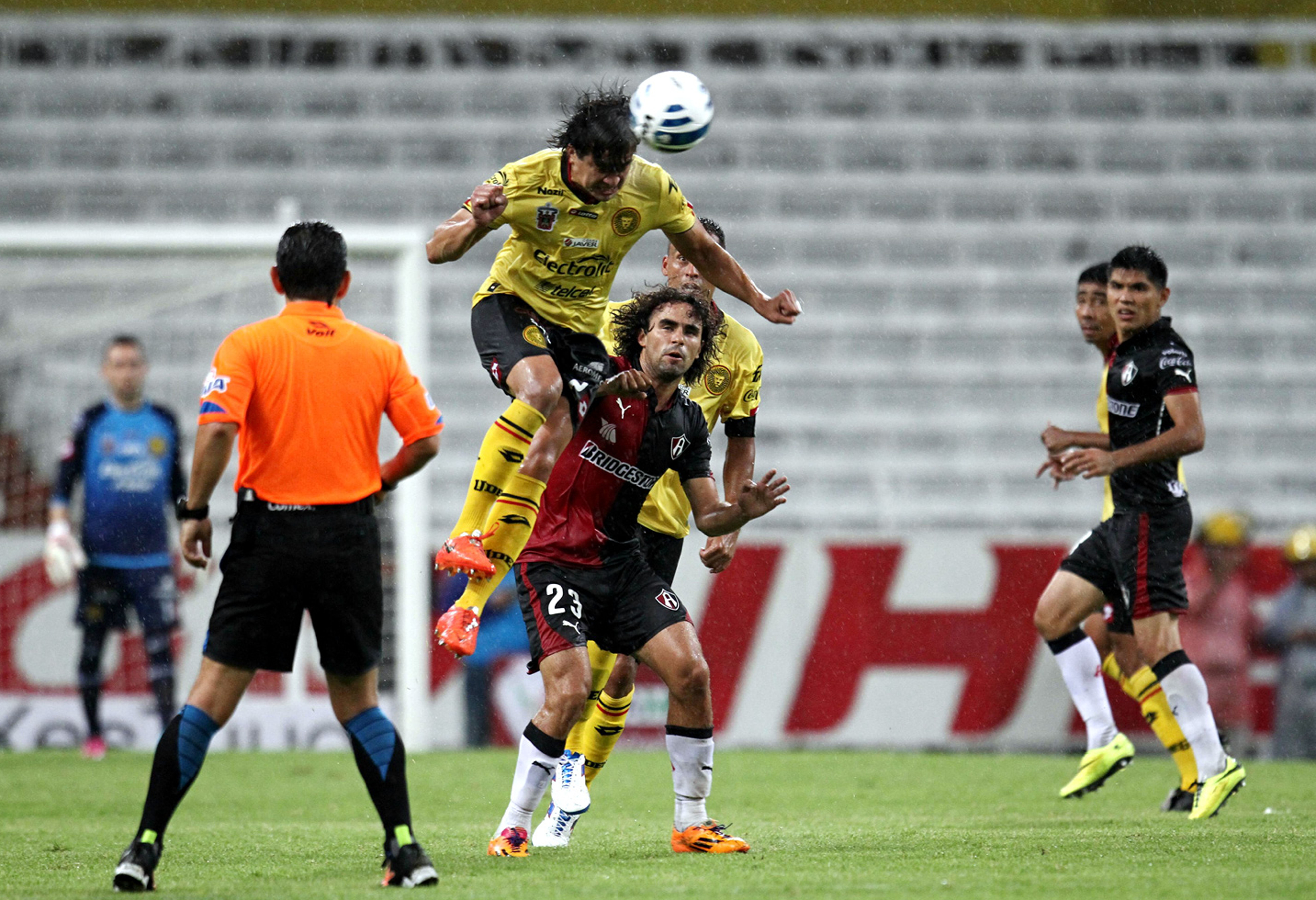 Se complica Atlas la vida