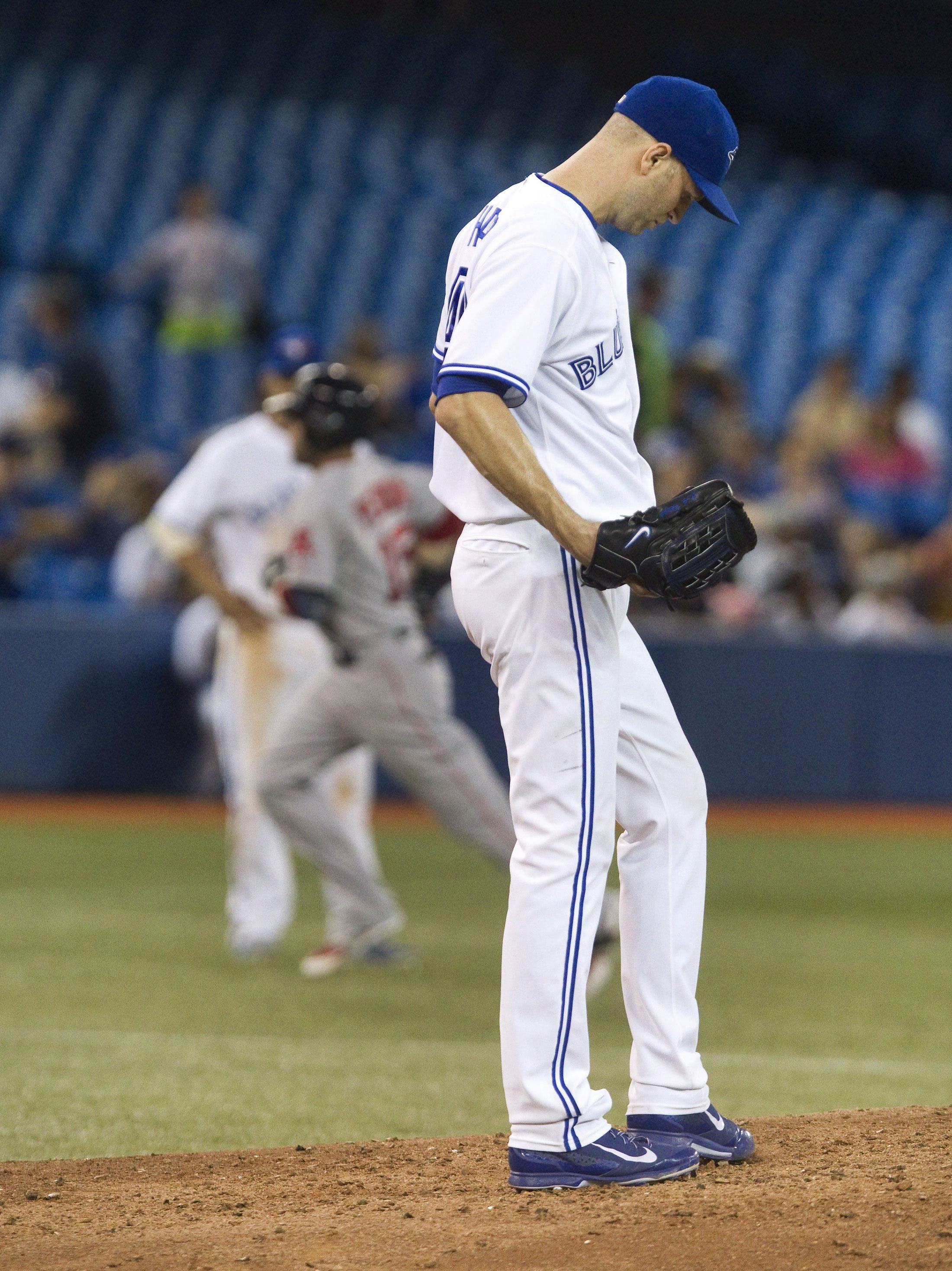 Azulejos apalean a Seattle