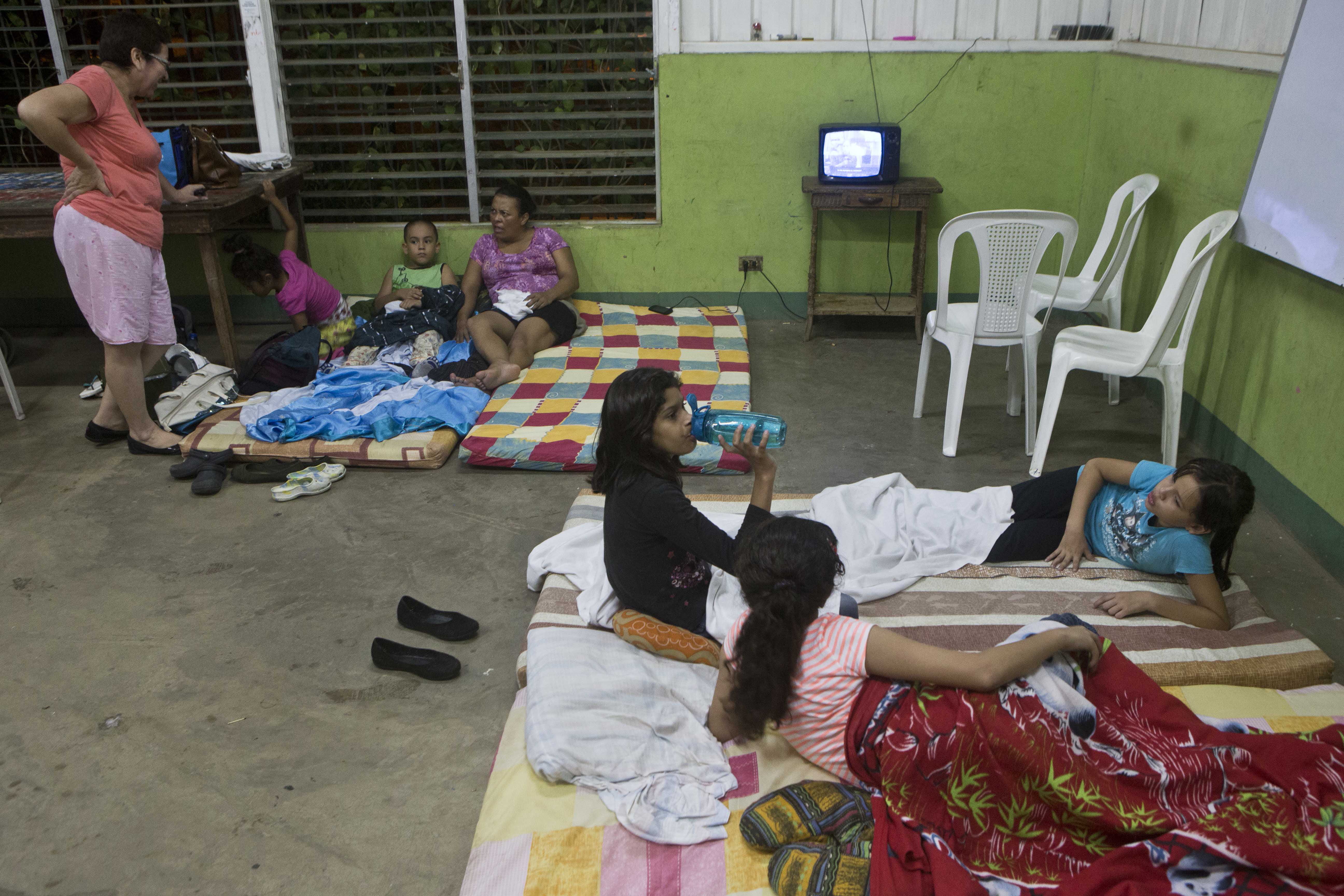 Tres fuertes sismos sacuden Centroam&eacute;rica