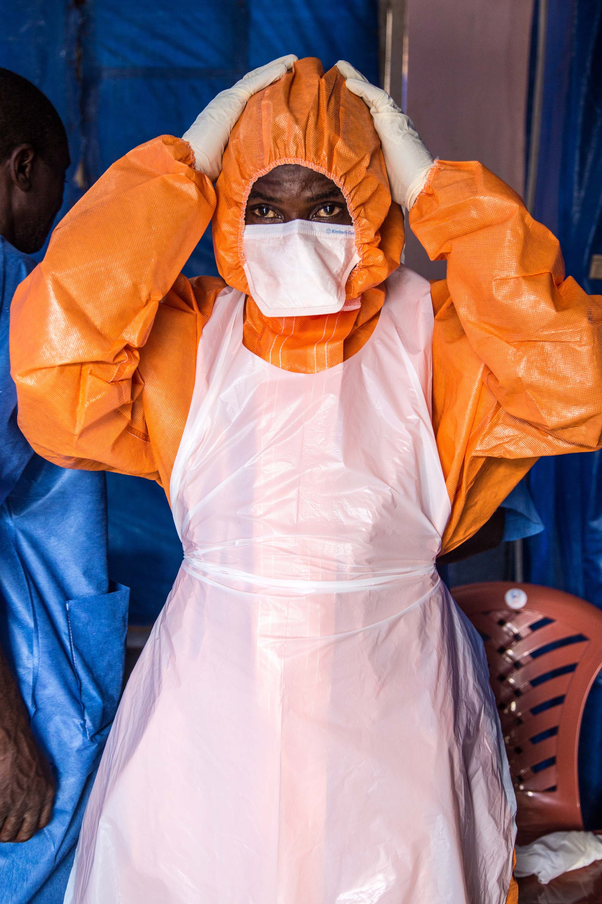 Sierra Leona: Suman 5 los m&eacute;dicos muertos de &eacute;bola