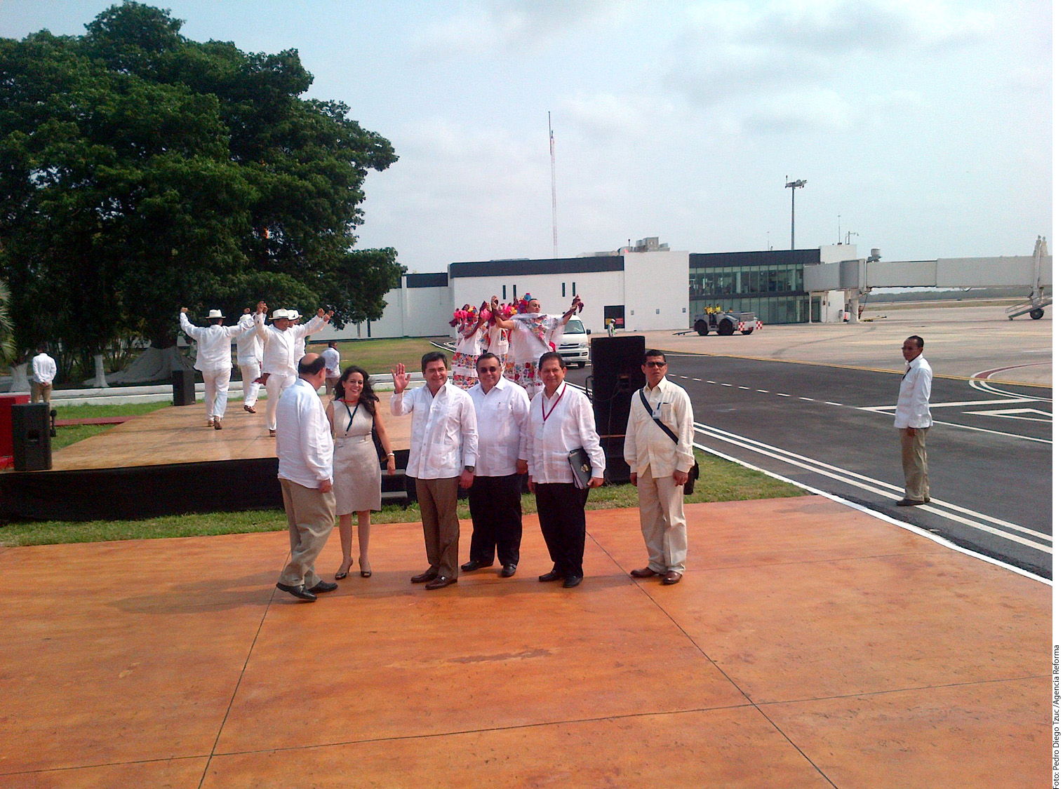 Enemigos de Zelaya ahora quieren la reelecci&oacute;n en Honduras