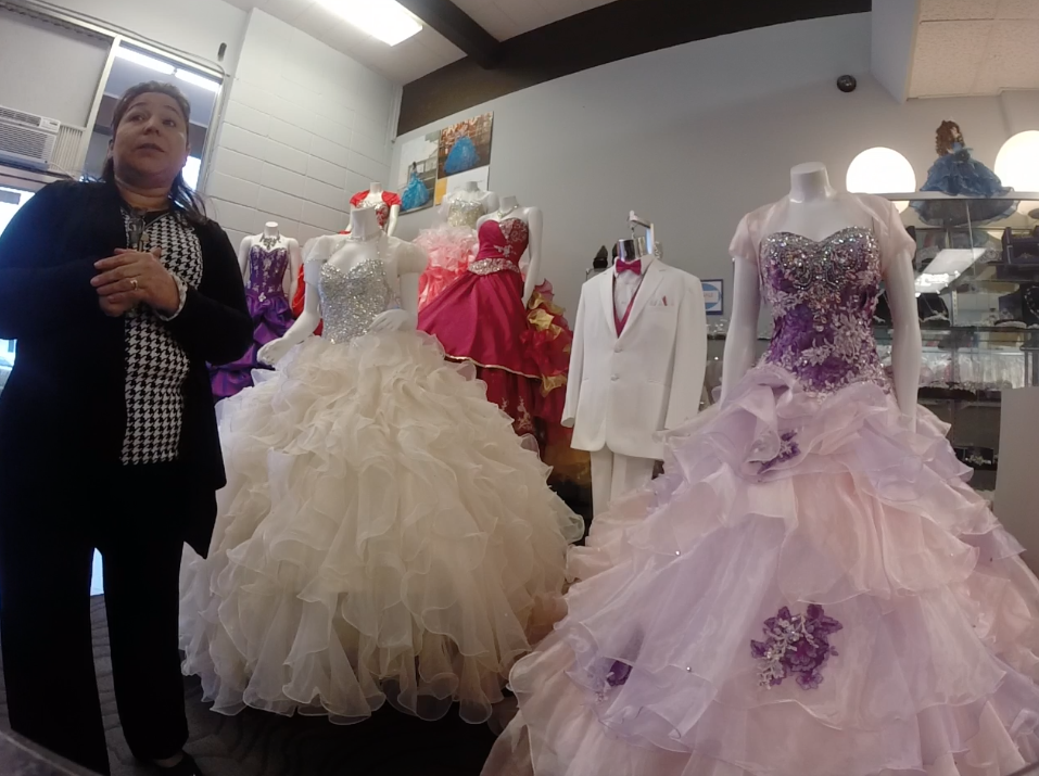 Quincea&ntilde;eras, a time of tradition and transition